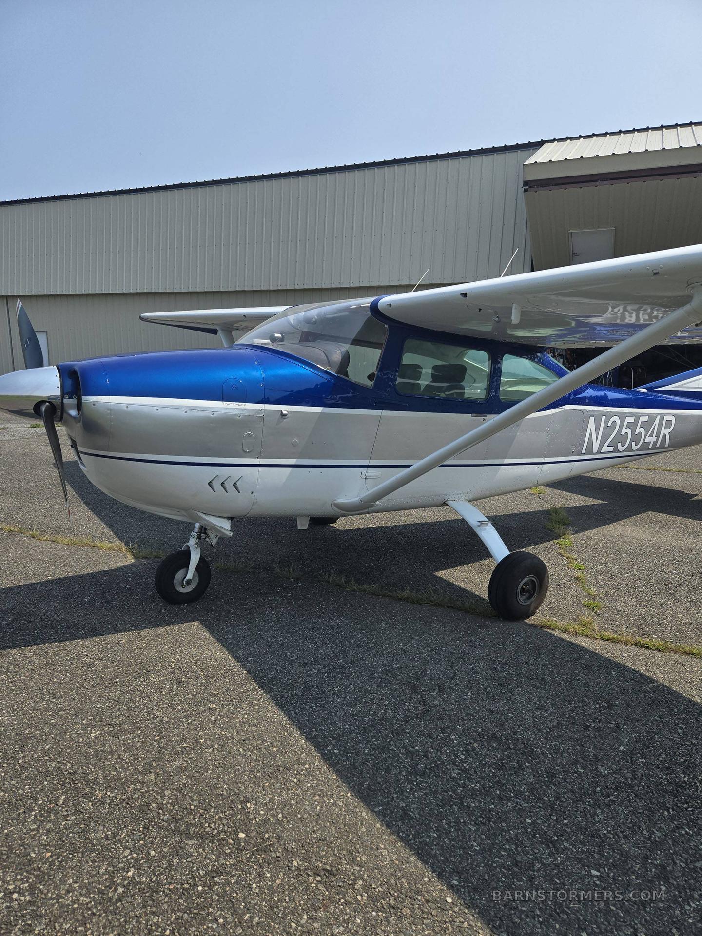 1975 Cessna 182