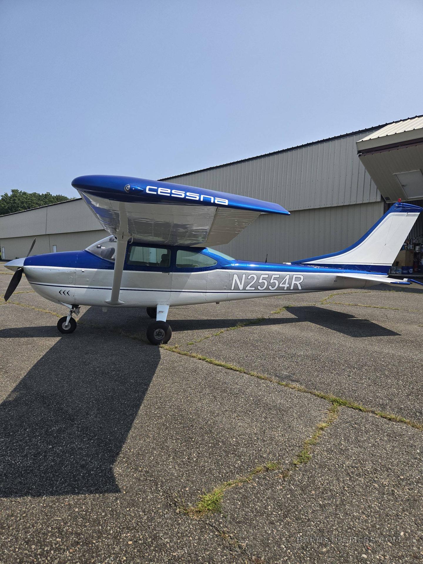 1975 Cessna 182 thumbnail 2