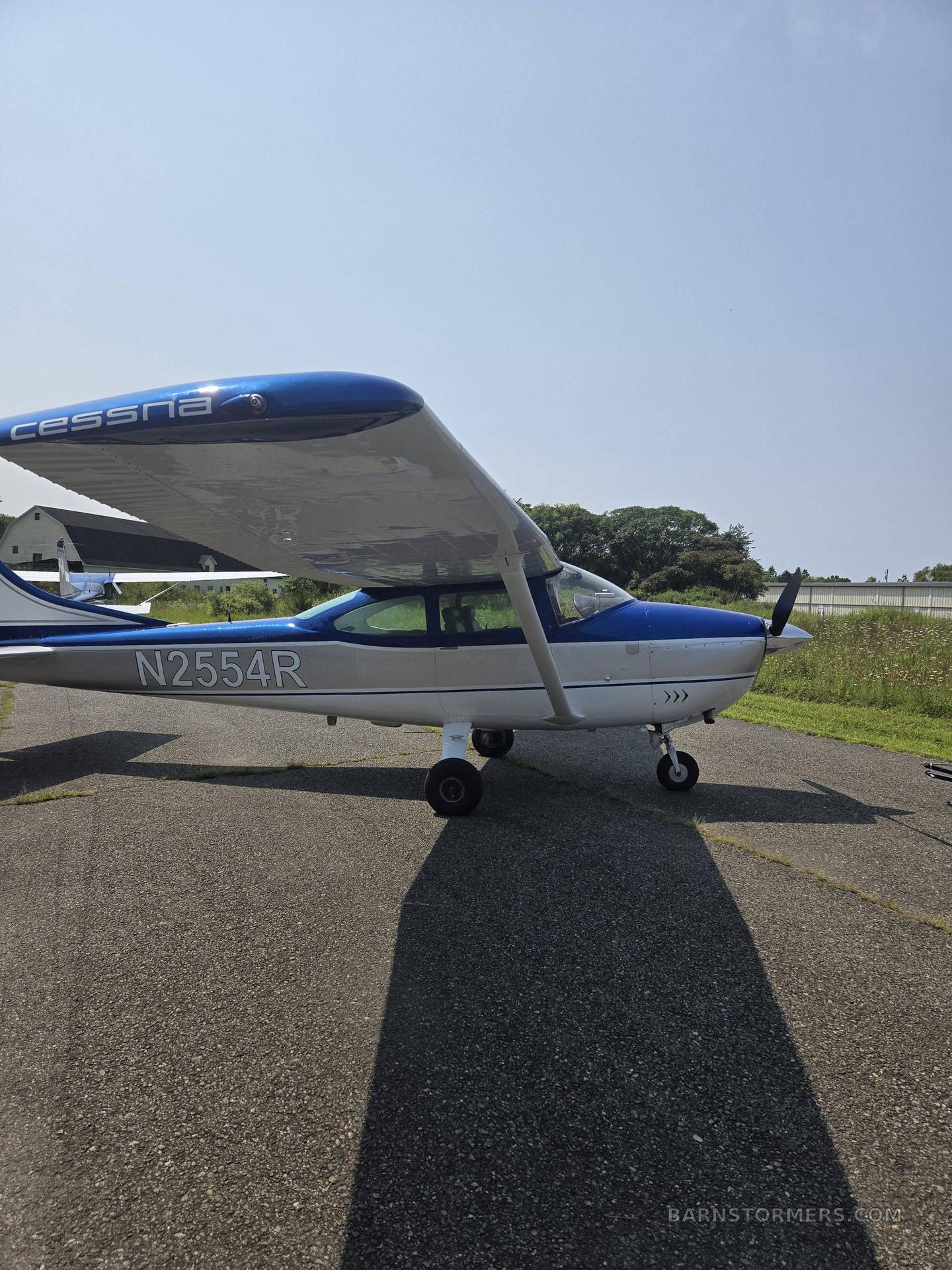 1975 Cessna 182 thumbnail 5