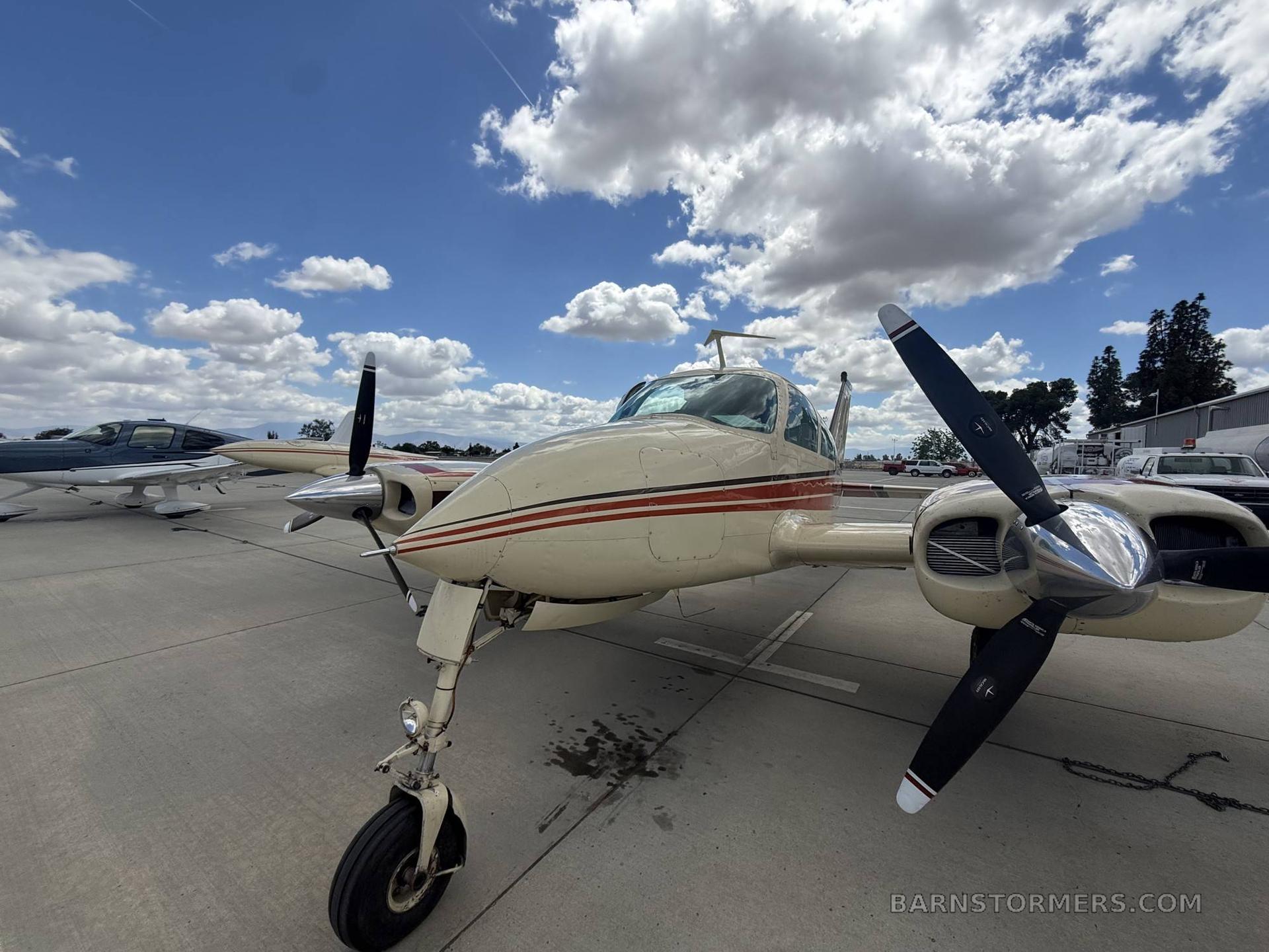1967 Cessna 310 thumbnail 4