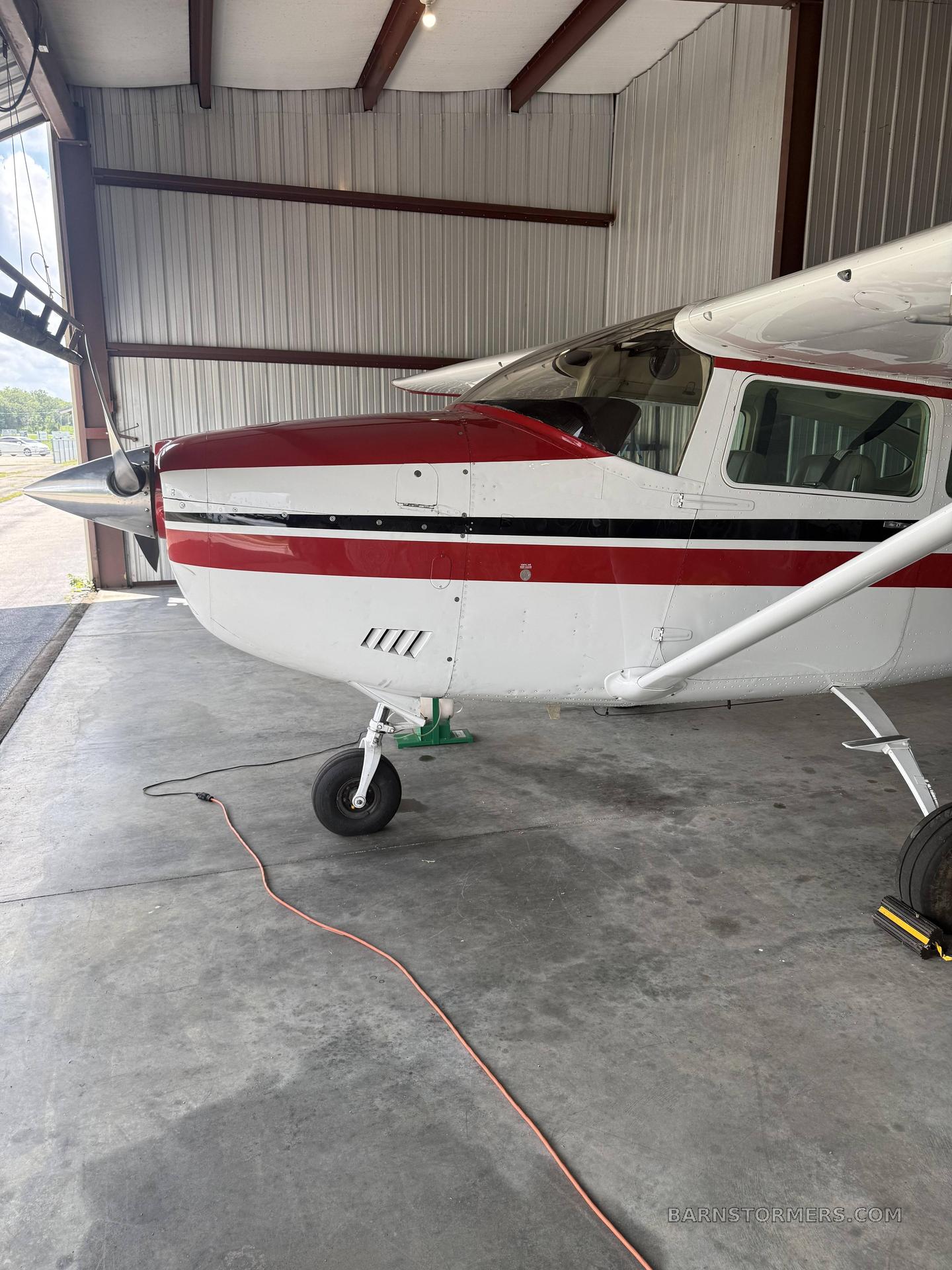 1971 Cessna 182 thumbnail 3