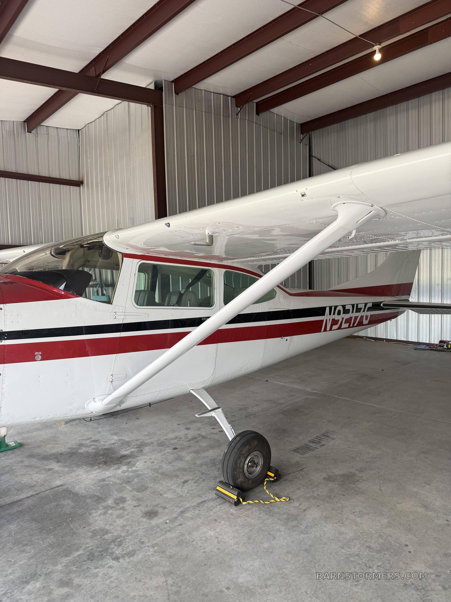 1971 Cessna 182 thumbnail 5