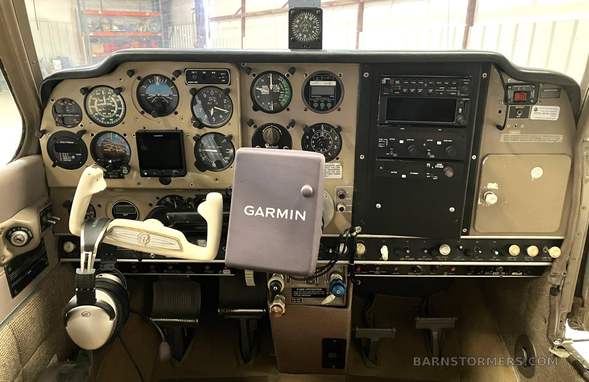 1963 BEECH P35 BONANZA 4