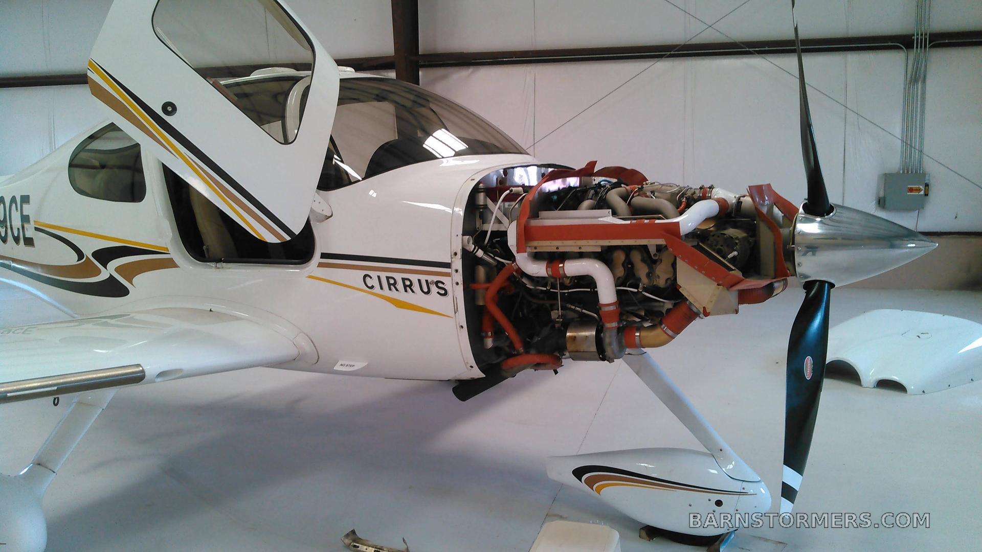 2004 Cirrus SR22 thumbnail 4