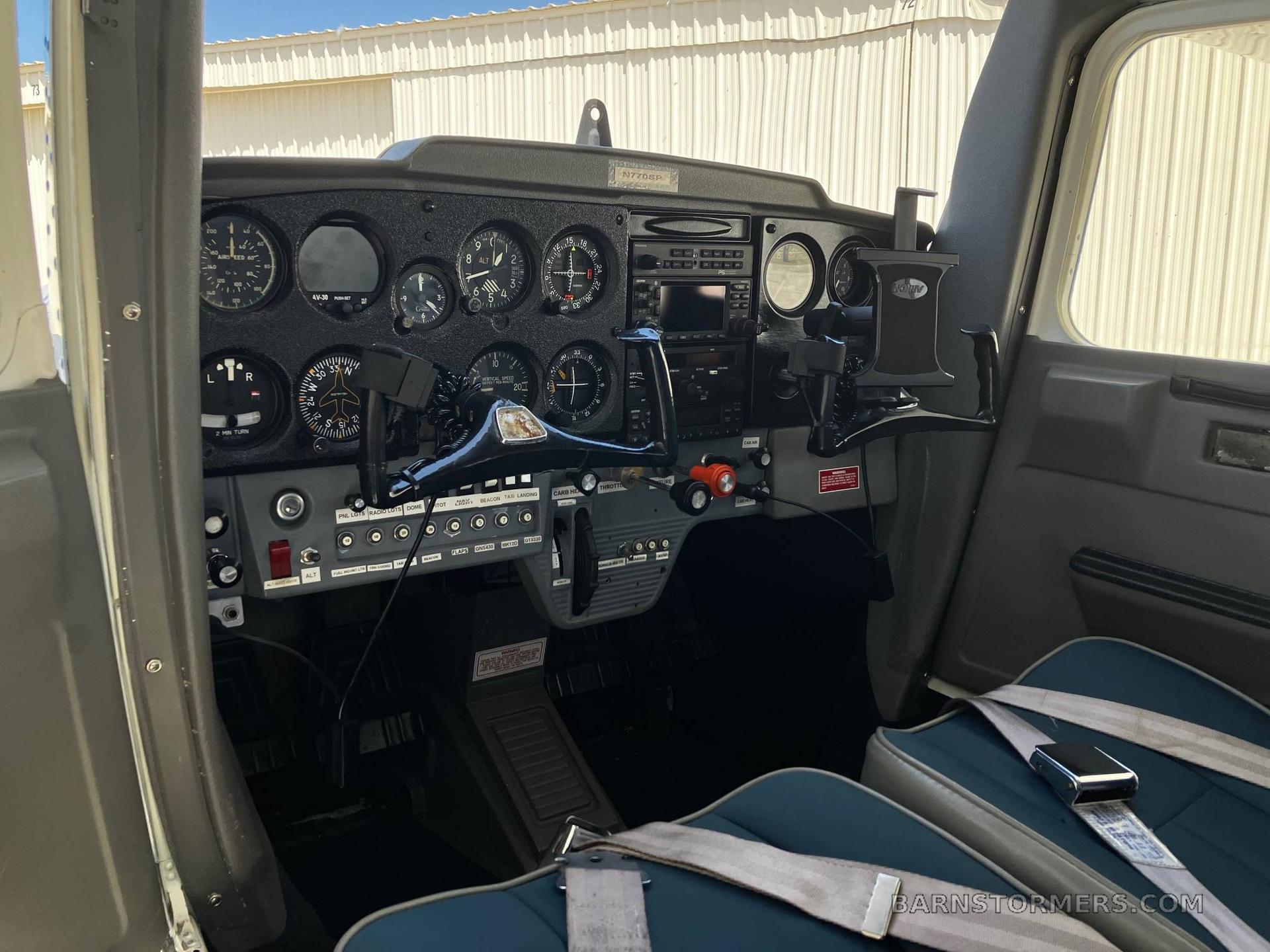 1970 Cessna 150 thumbnail 3