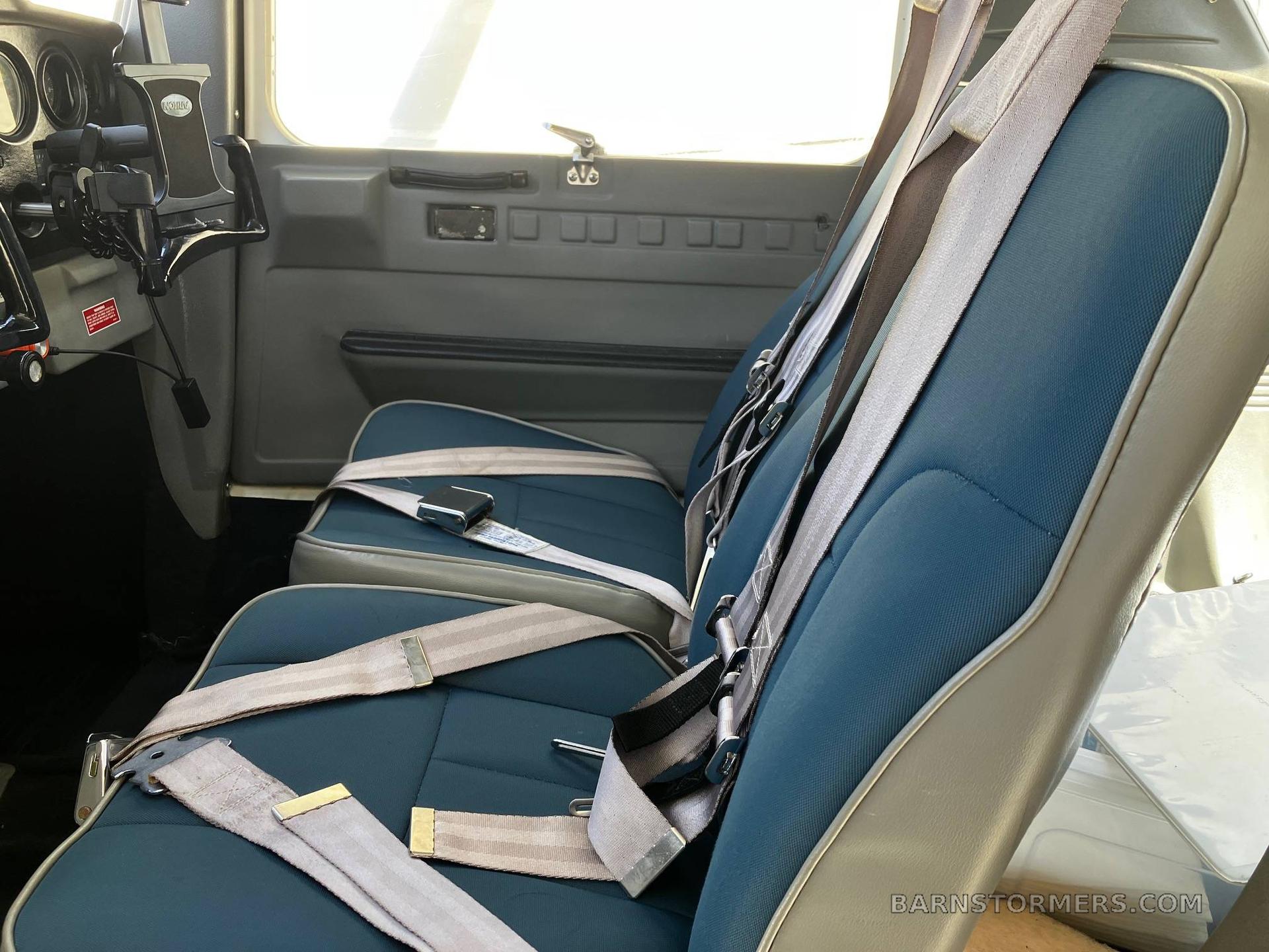 1970 Cessna 150 thumbnail 4