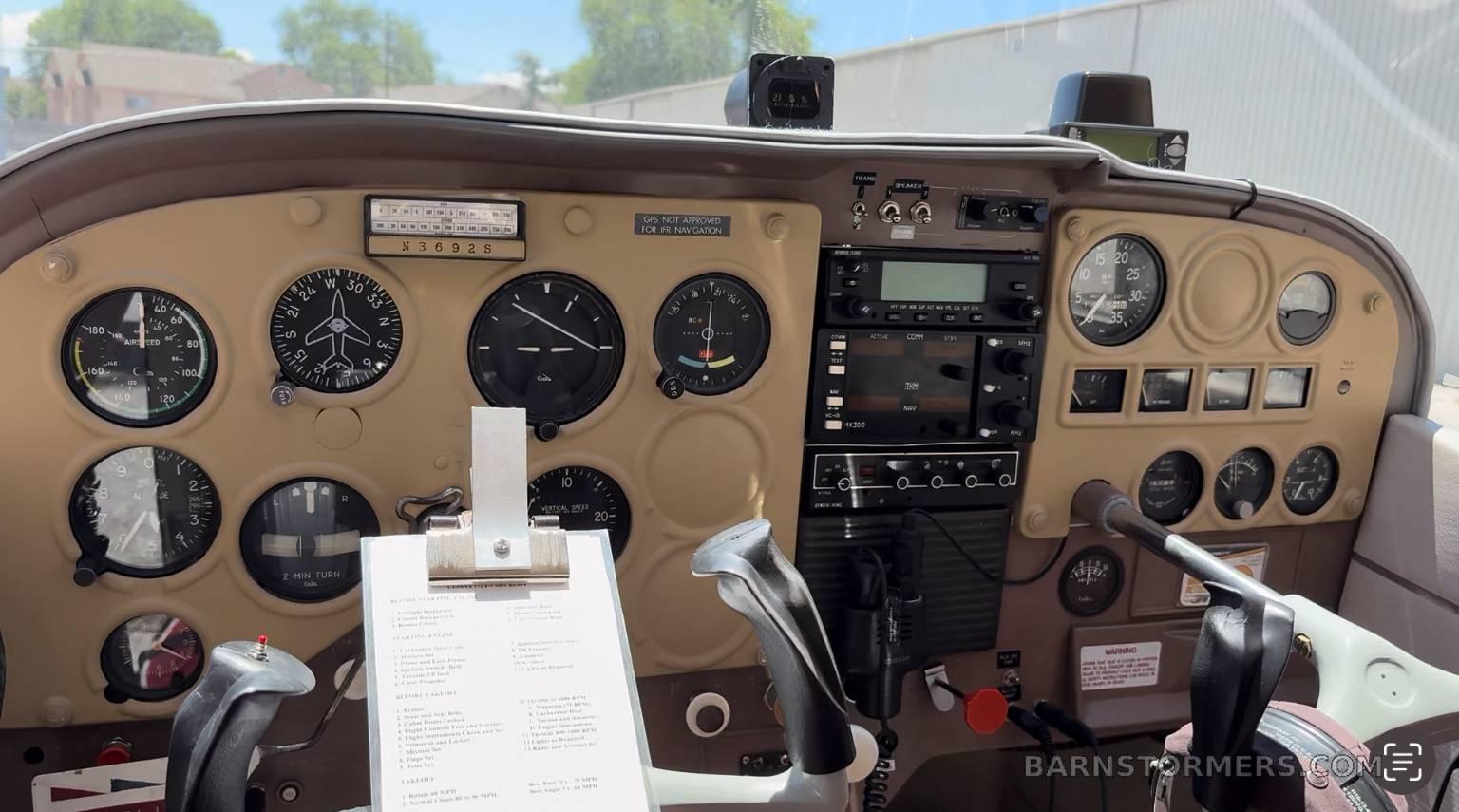 1964 Cessna 172 thumbnail 4