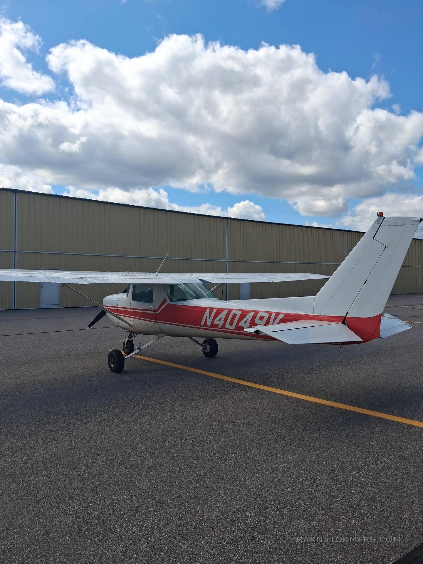 Cessna 150 thumbnail 3