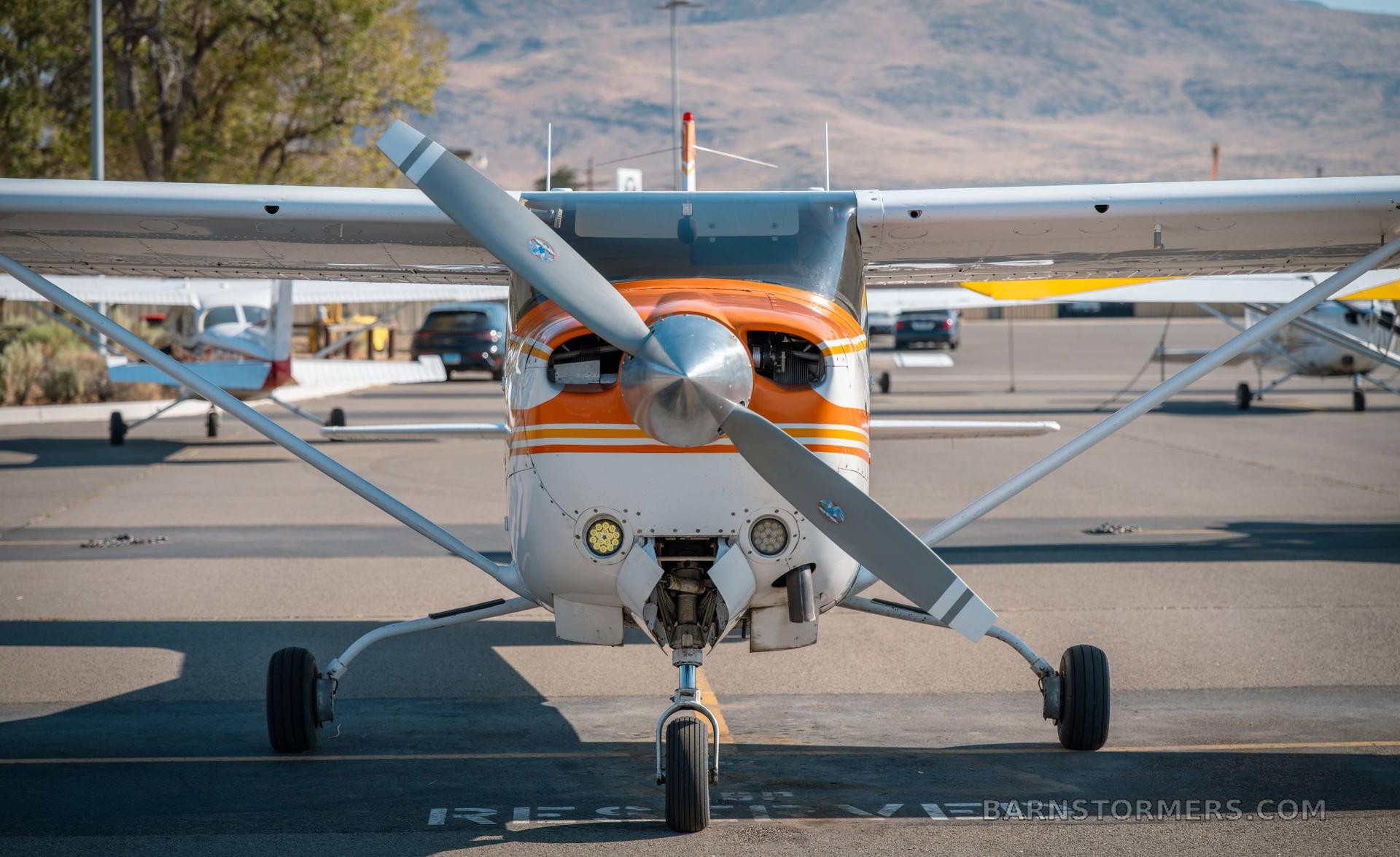 1980 Cessna 182 thumbnail 3