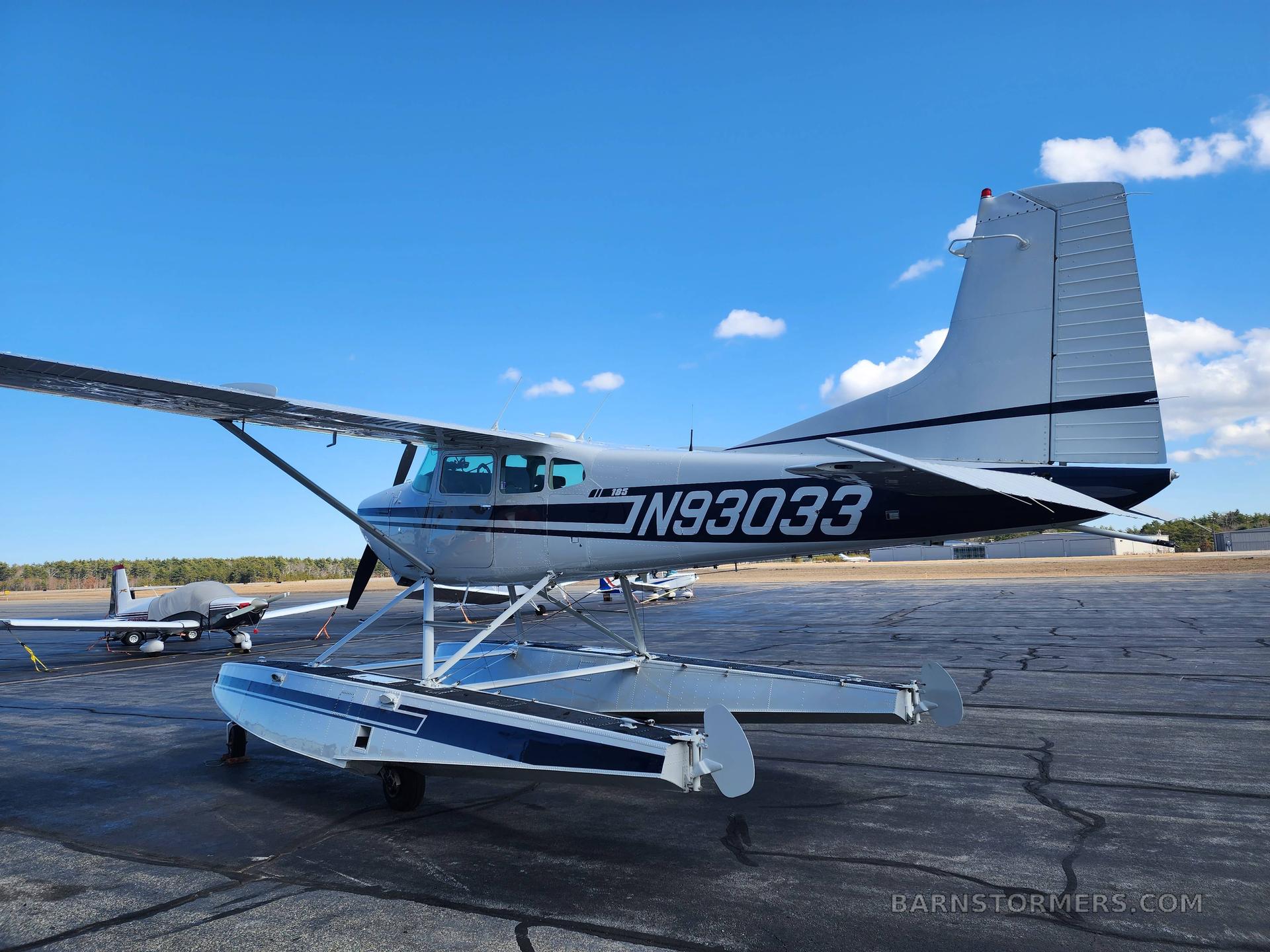 1976 Cessna 185 thumbnail 5