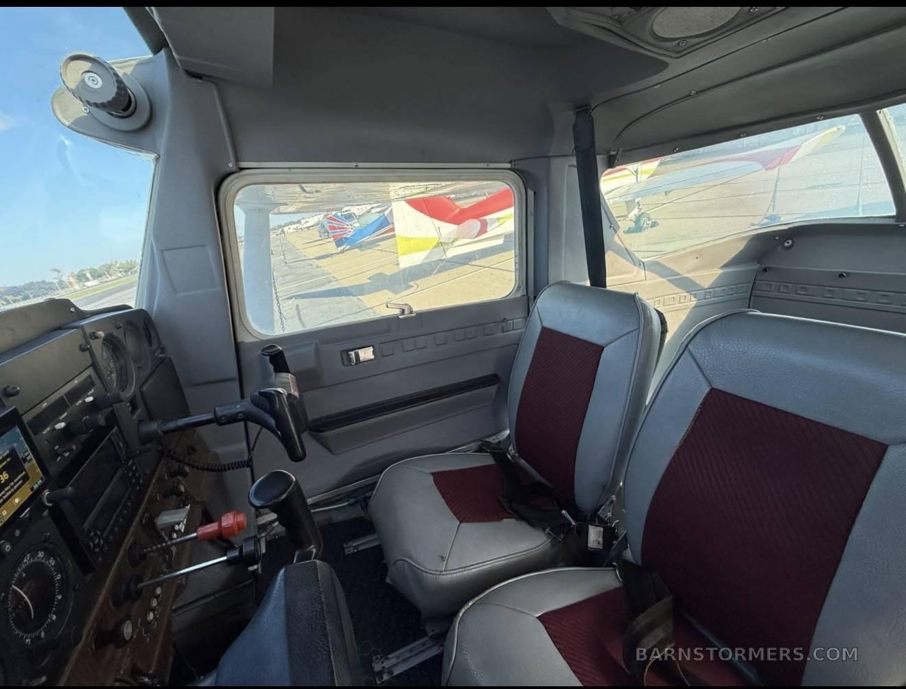 1981 Cessna 152 thumbnail 4