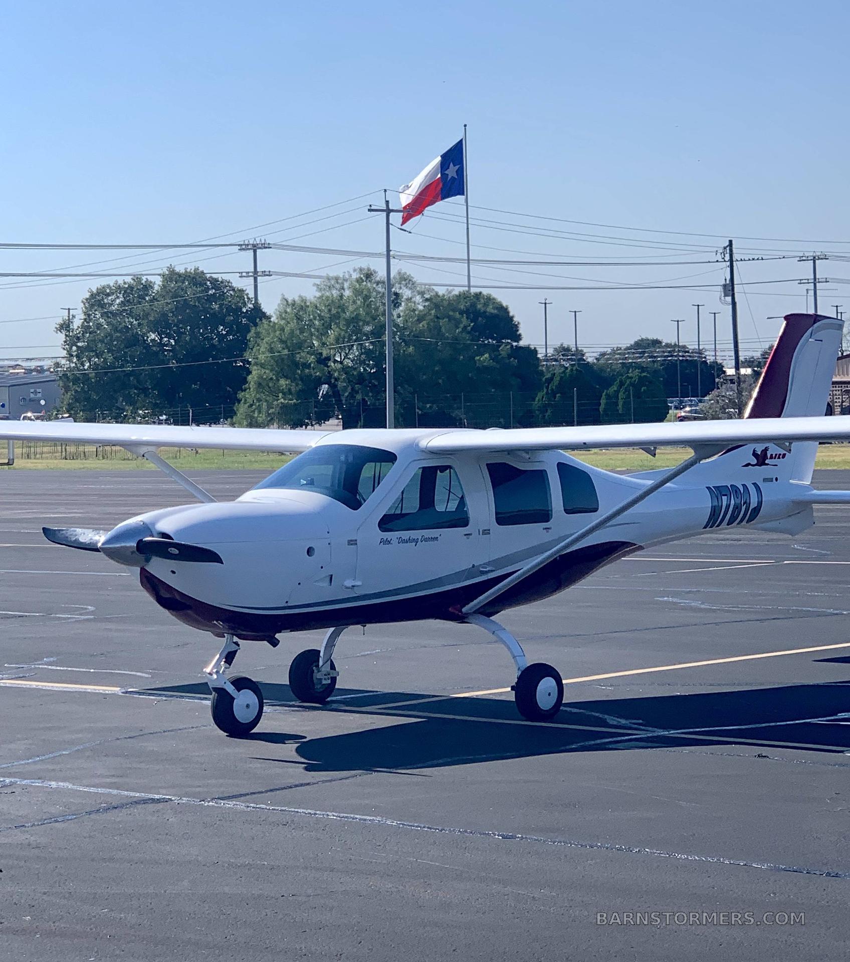 2018 J230-D N781J 3