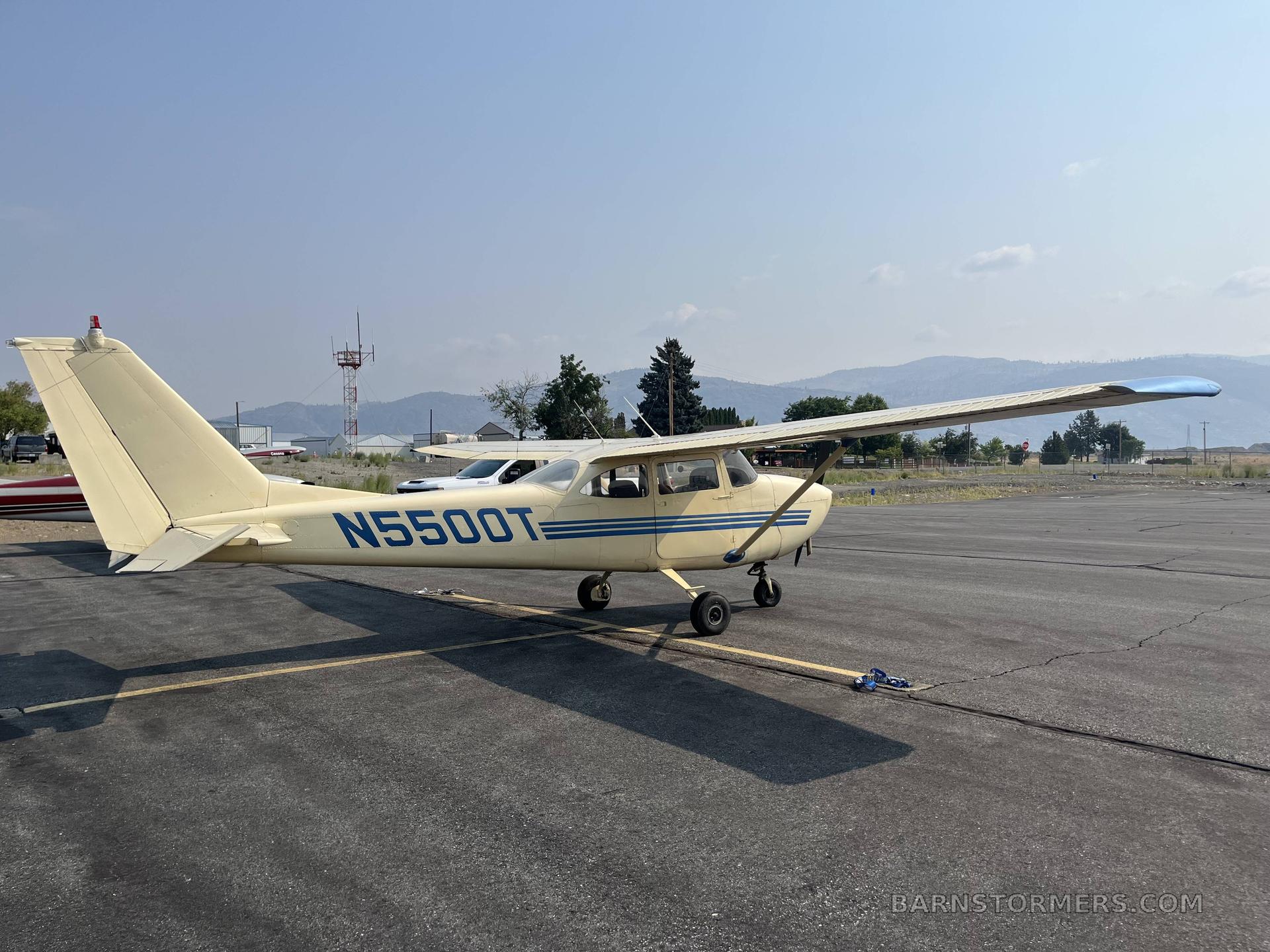 1963 Cessna 172 thumbnail 2