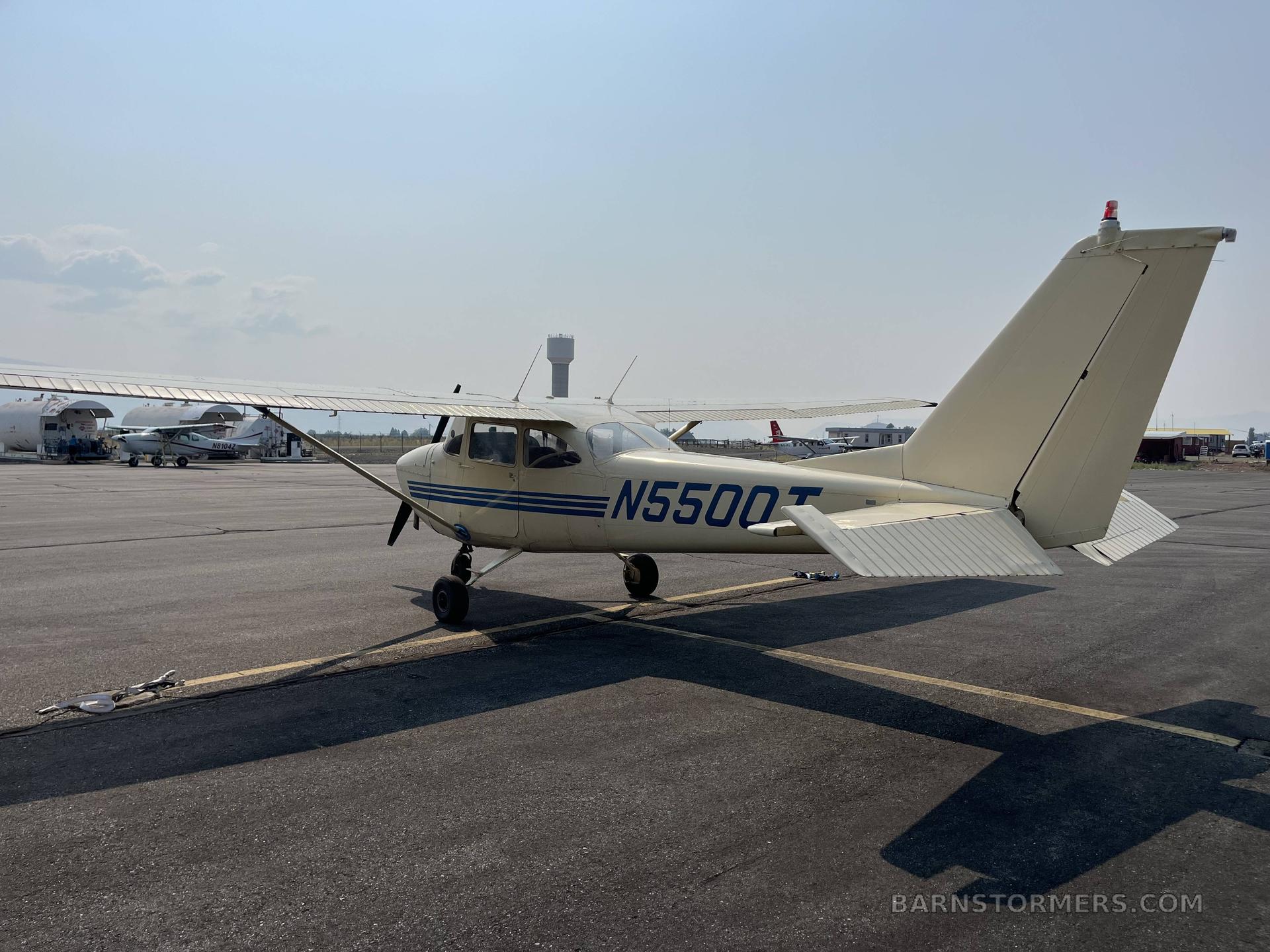 1963 Cessna 172 thumbnail 5