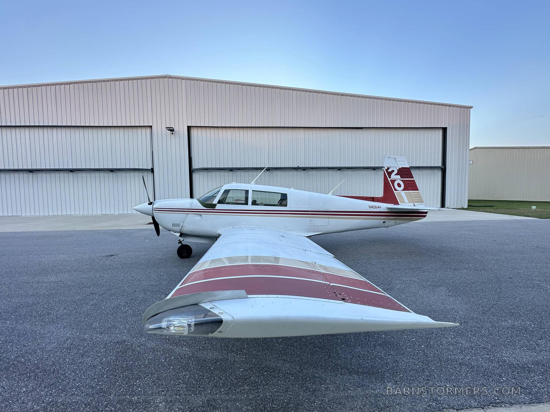 1981 Mooney M20 thumbnail 5