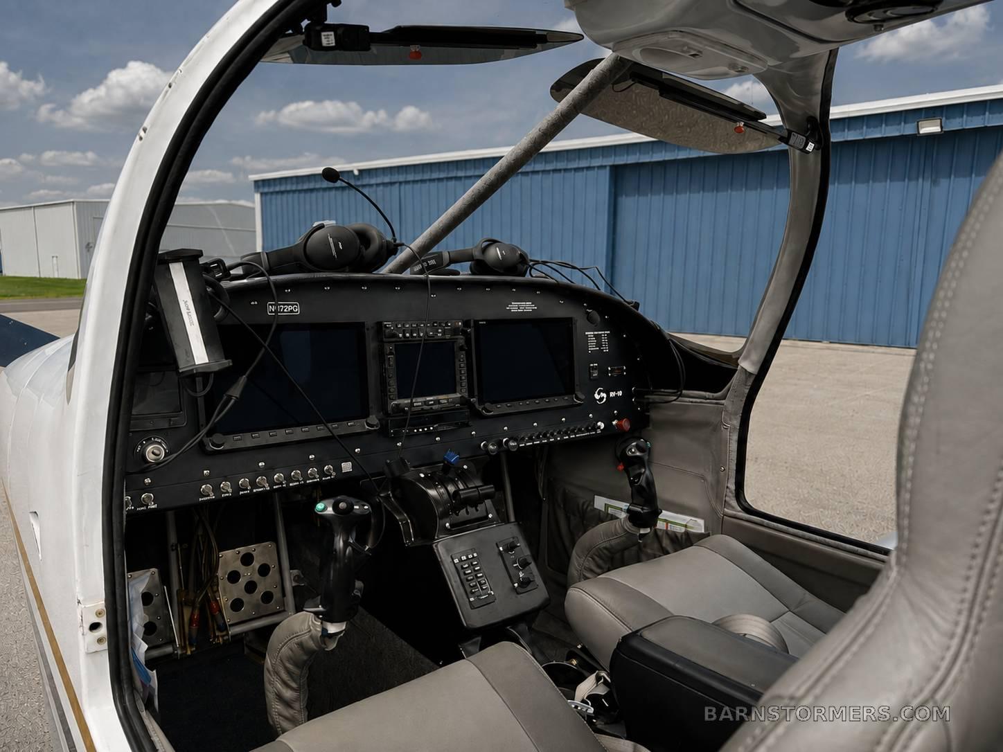 Experimental RV-10 thumbnail 3