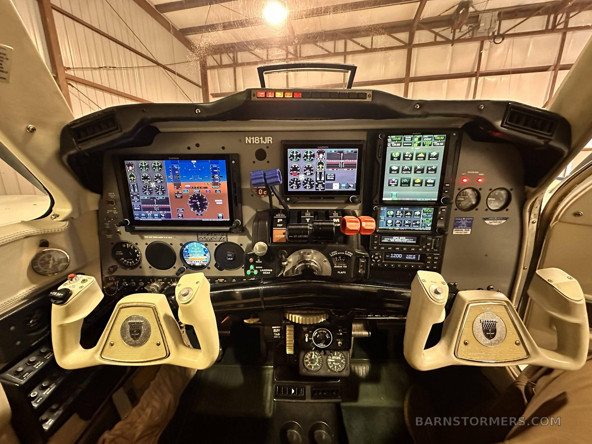 1982 Beechcraft 58P BARON — photo 2