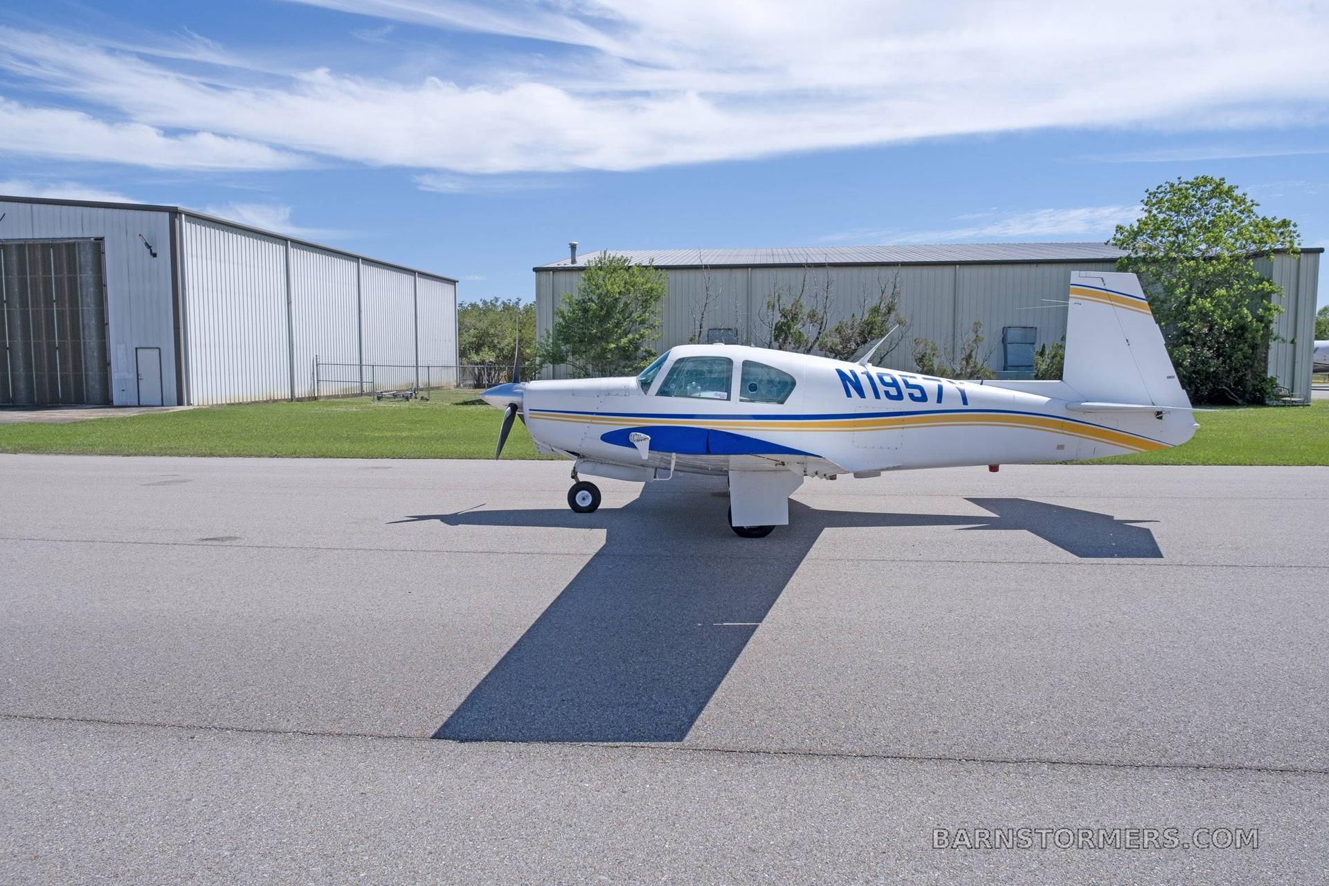 1964 Mooney M20 thumbnail 3