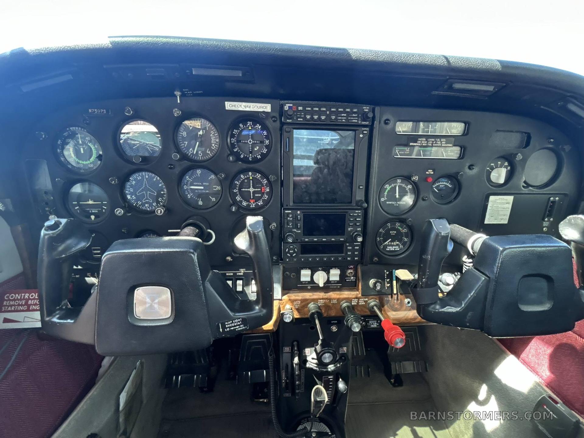 LOWTIME182Q SKYLANE GARMIN IFR 4