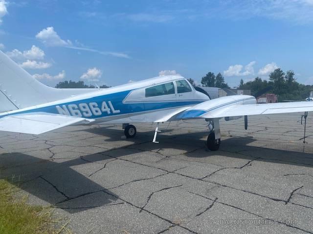 2000 Cessna 310 thumbnail 2