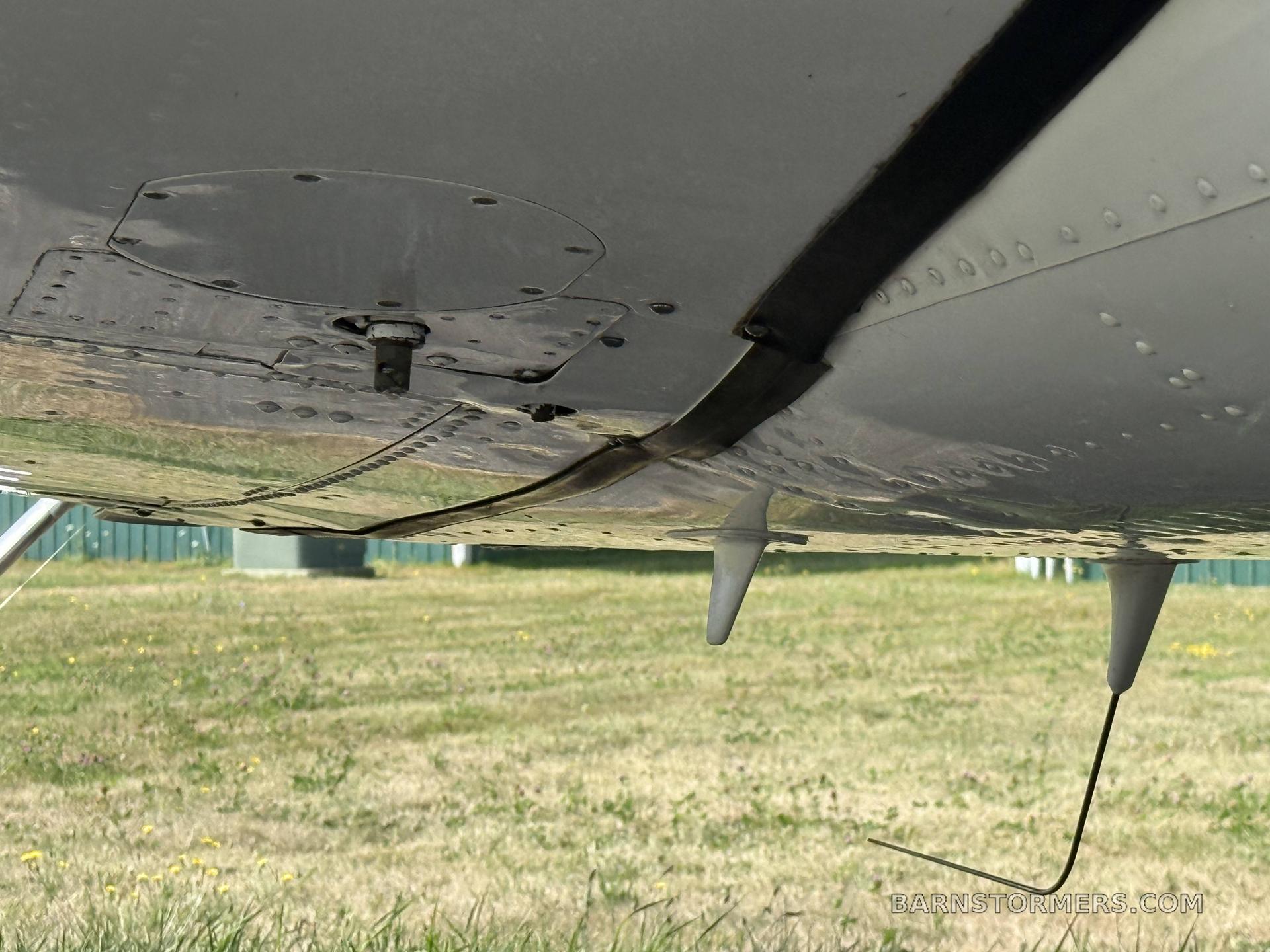 1989 BE 58 BARON 5