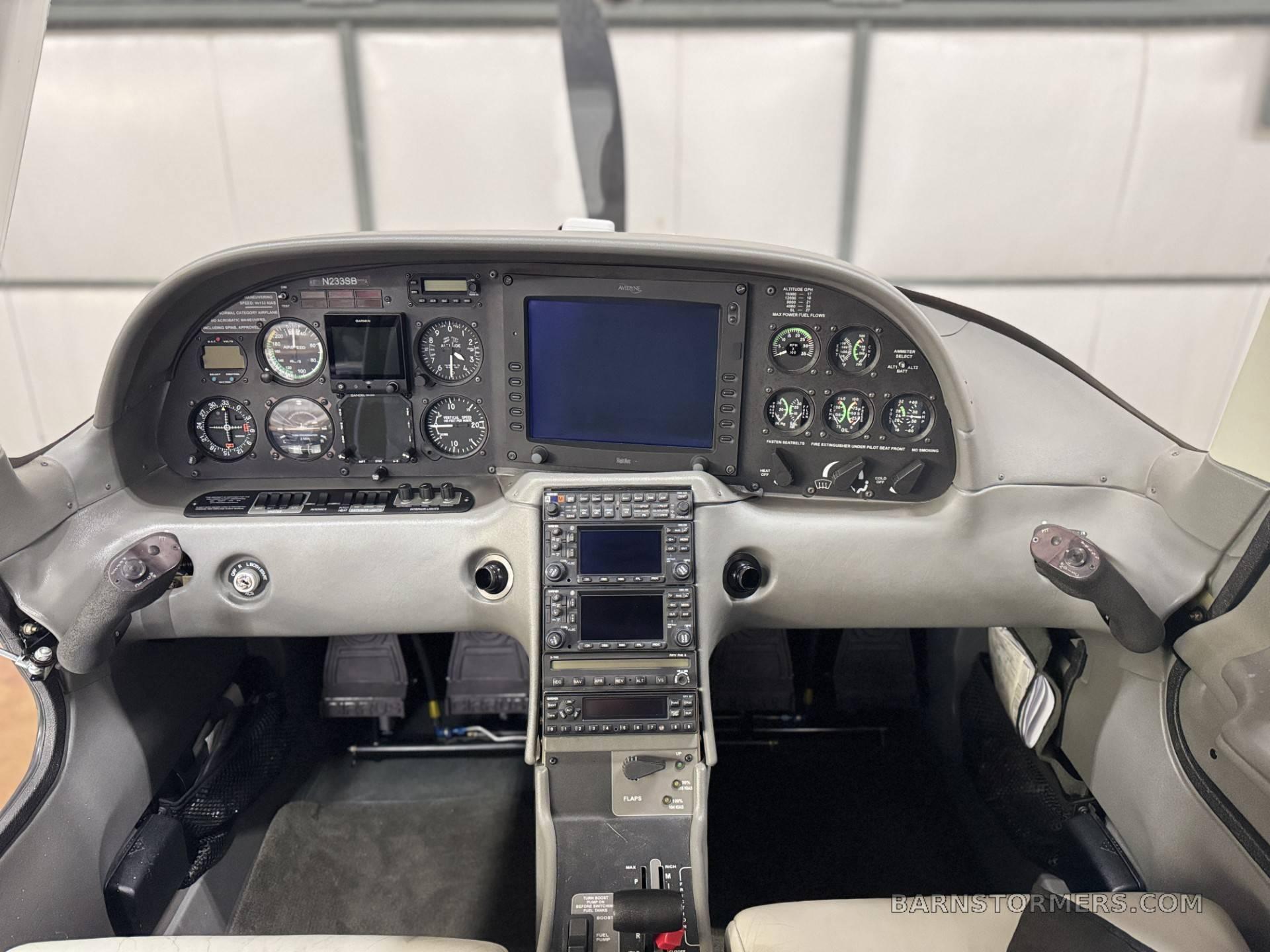 2002 Cirrus SR22 thumbnail 3