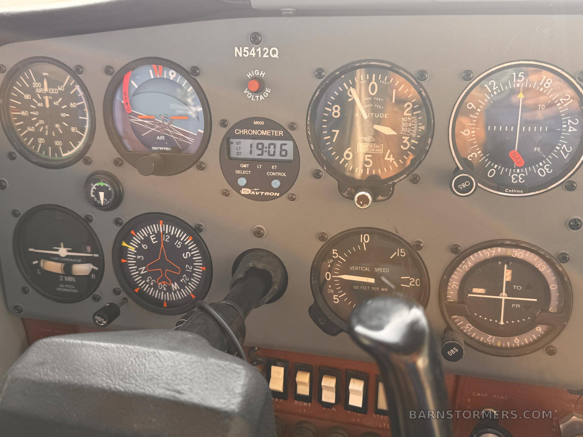 CESSNA 150L-1972 4