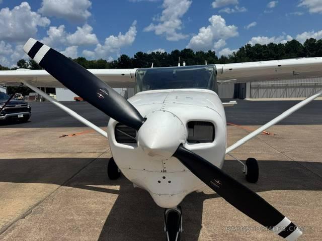 1966 Cessna 206 thumbnail 2