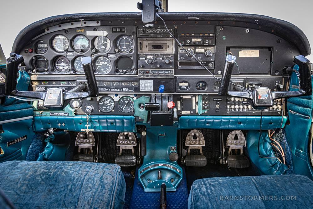 1974 Piper Cherokee thumbnail 3