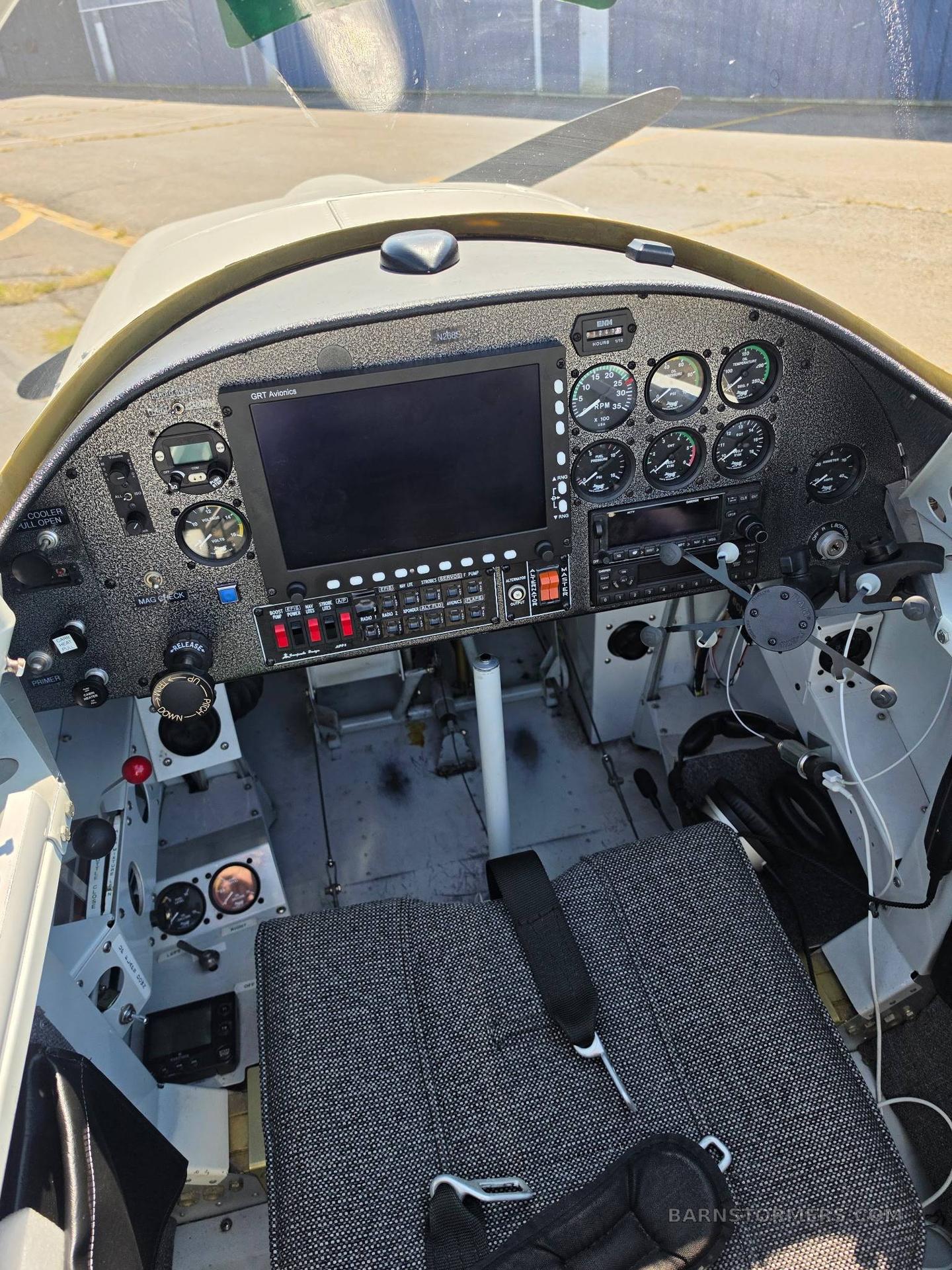 RV 8A SLIDER 3
