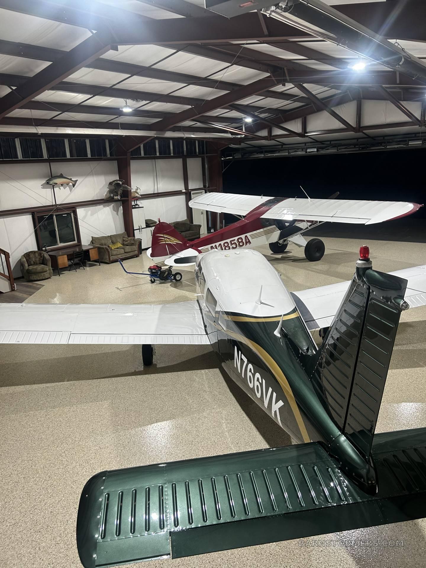 Cessna 185 thumbnail 5