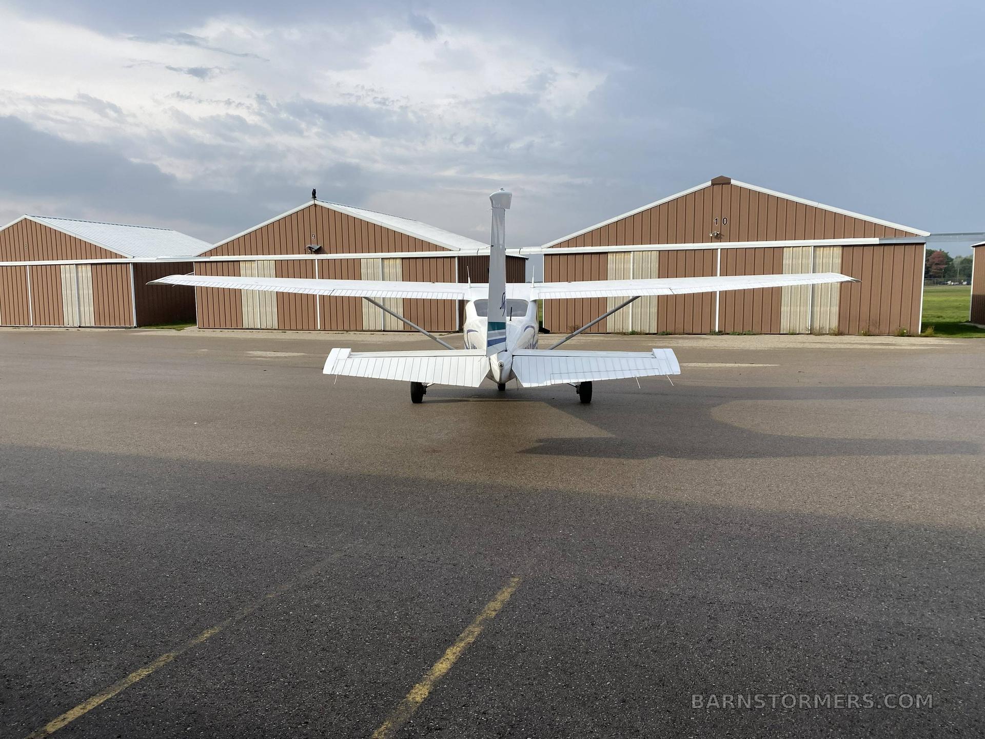 2001 Cessna 182 thumbnail 5