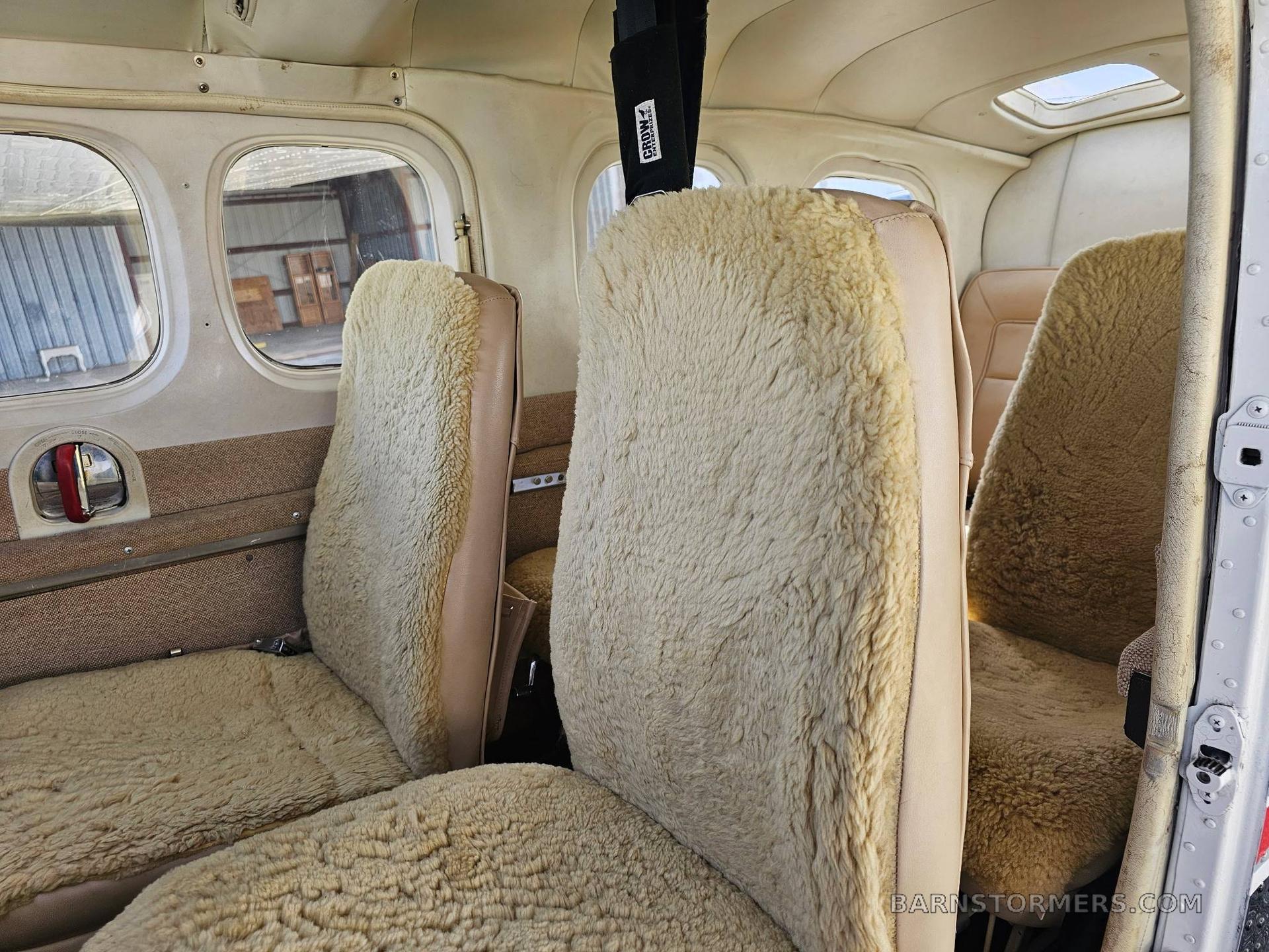 1978 Cessna 210 thumbnail 3