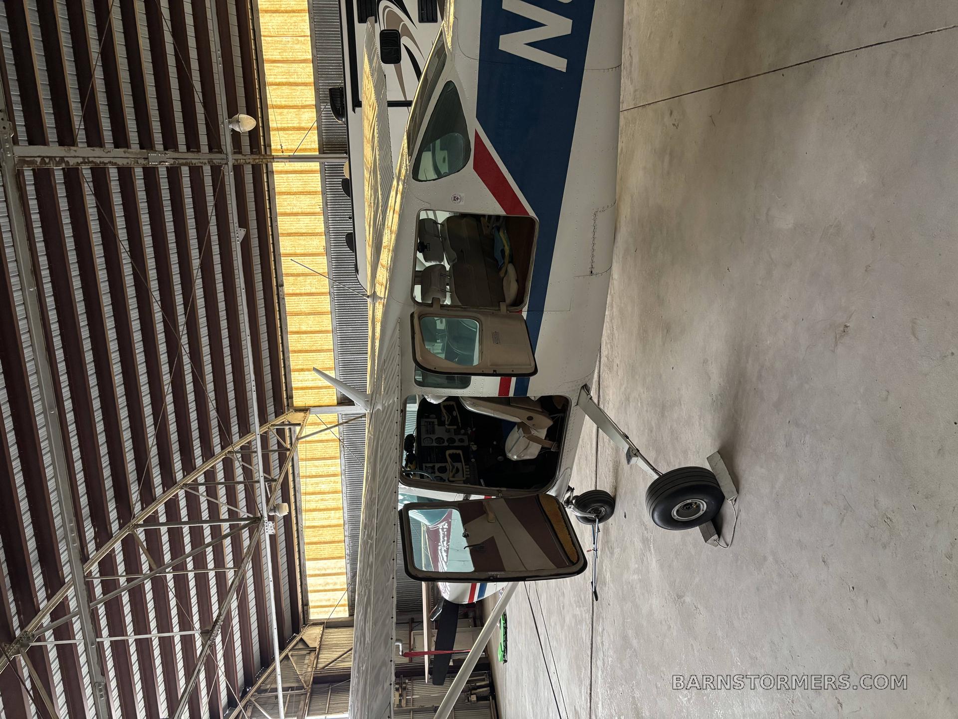 1962 Cessna 210 thumbnail 4