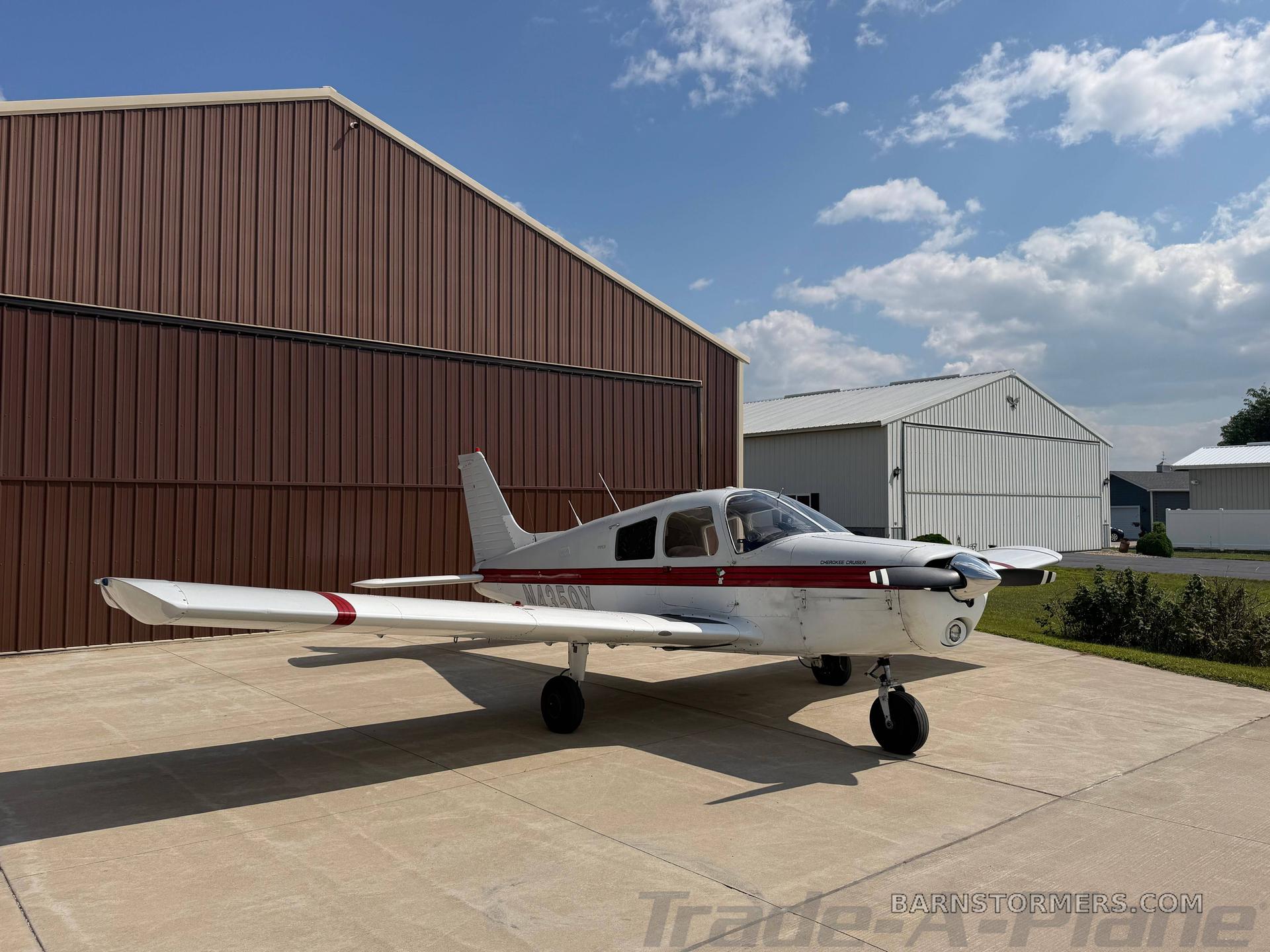 1975 Piper Cherokee thumbnail 2