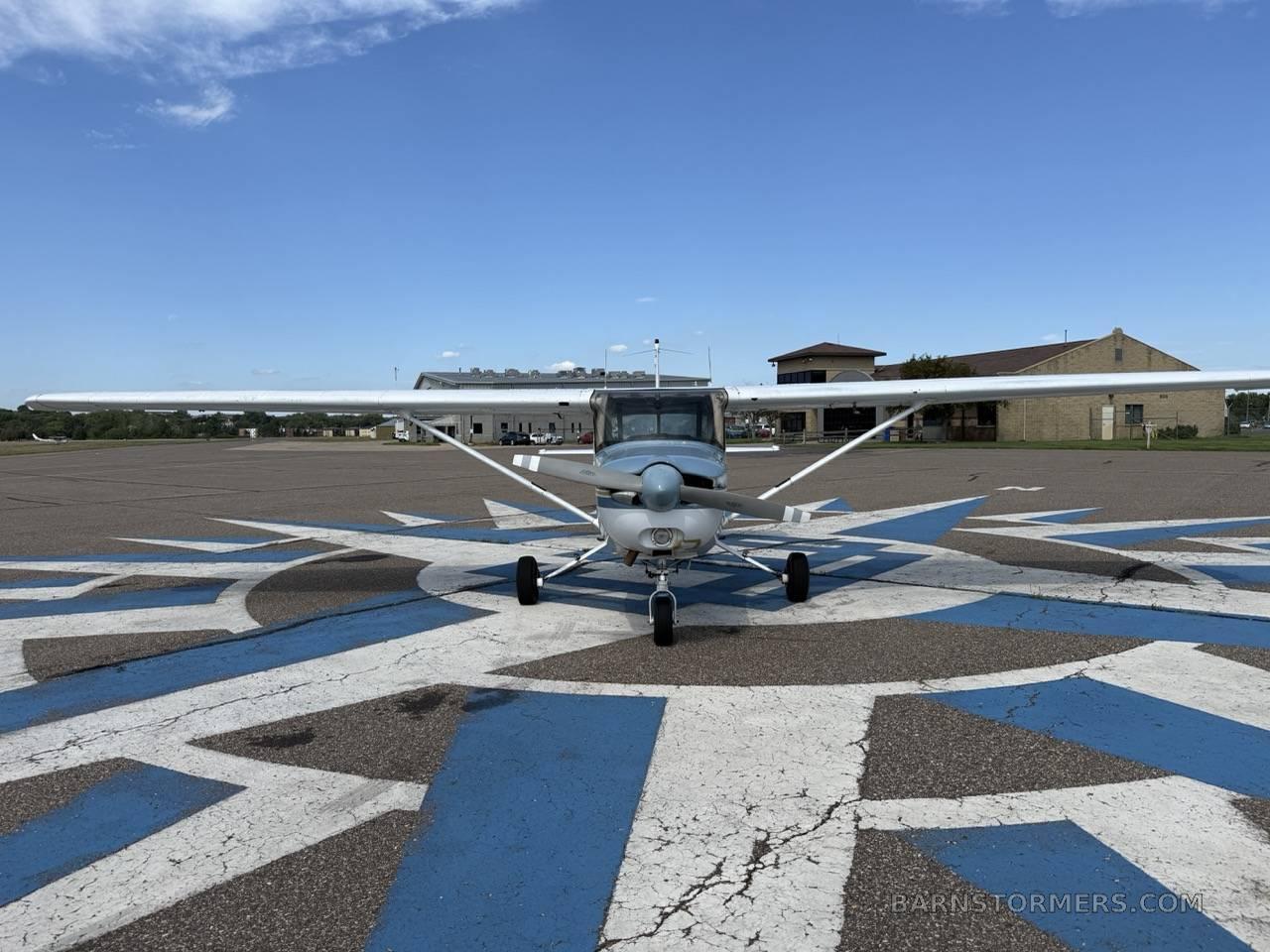 1981 Cessna 152 thumbnail 3