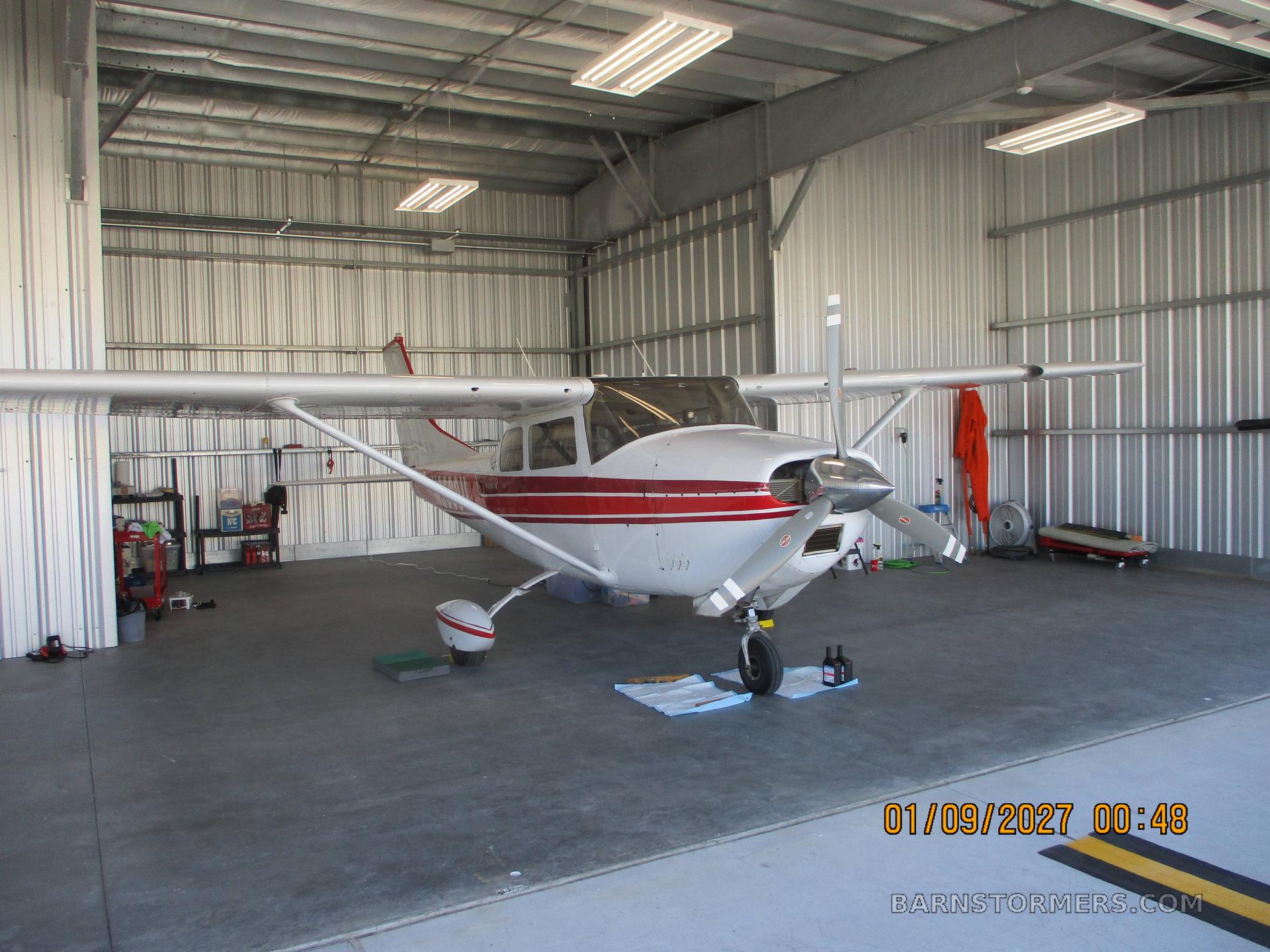 1963 Cessna 182 thumbnail 2