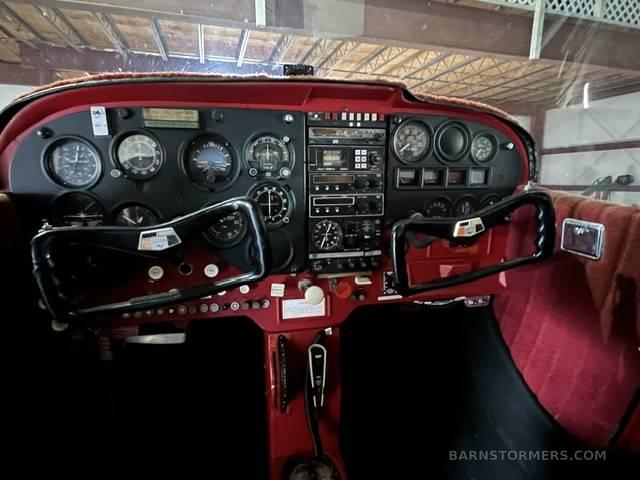 1965 Cessna 172 thumbnail 4