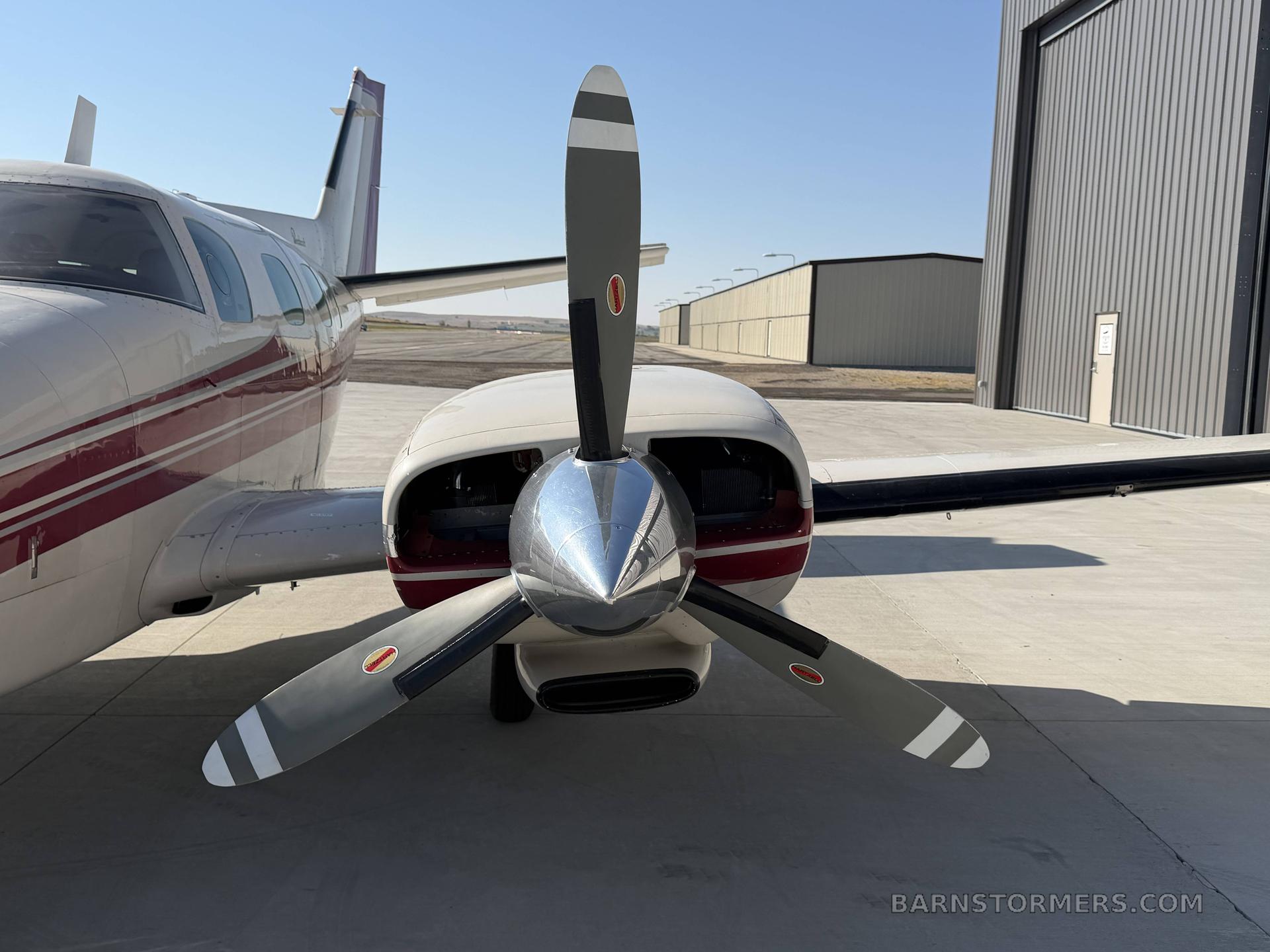 1978 BEECHCRAFT B60 DUKE 4