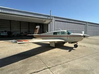1982 Mooney M20 thumbnail 3