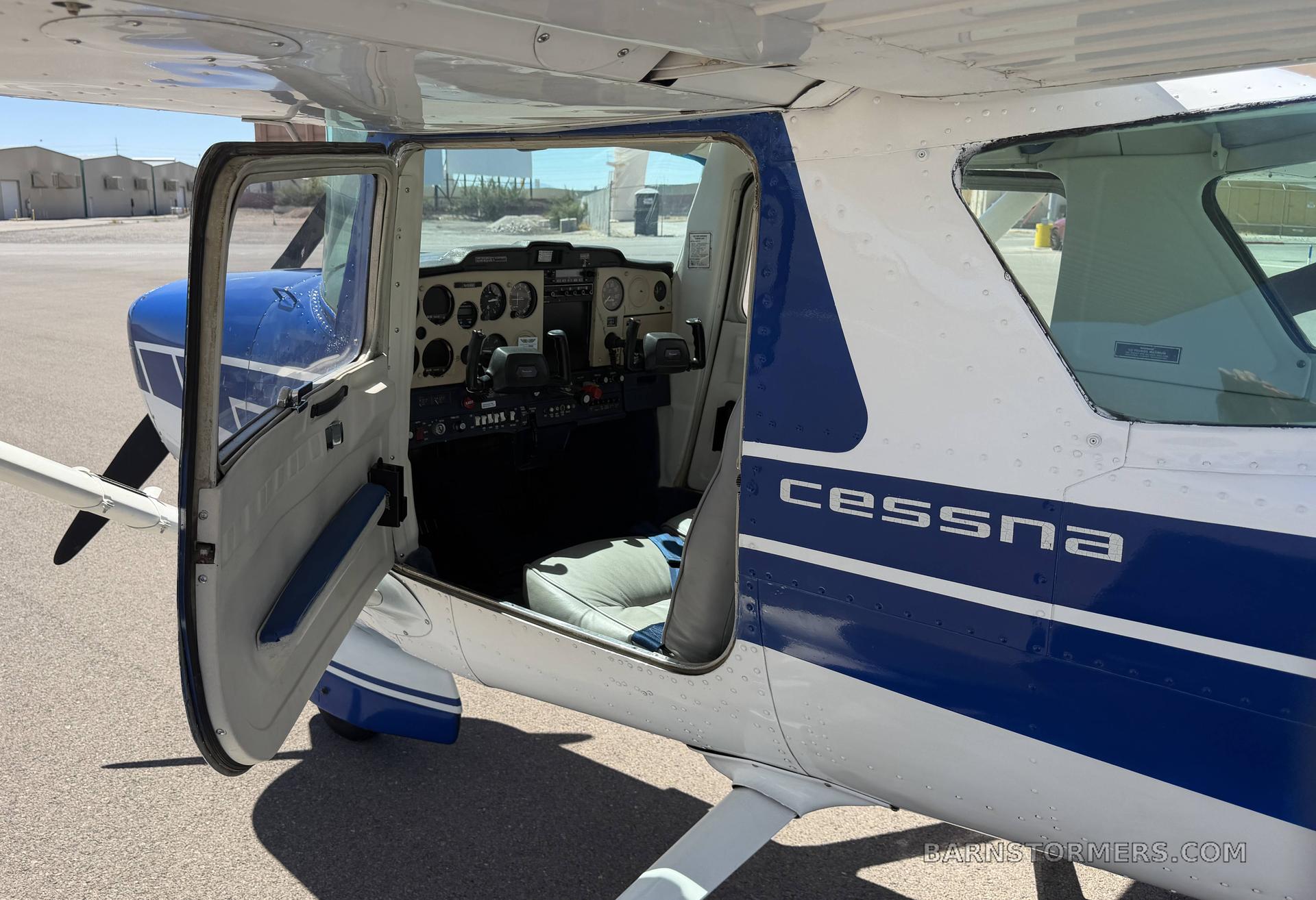 1978 Cessna 152 thumbnail 5