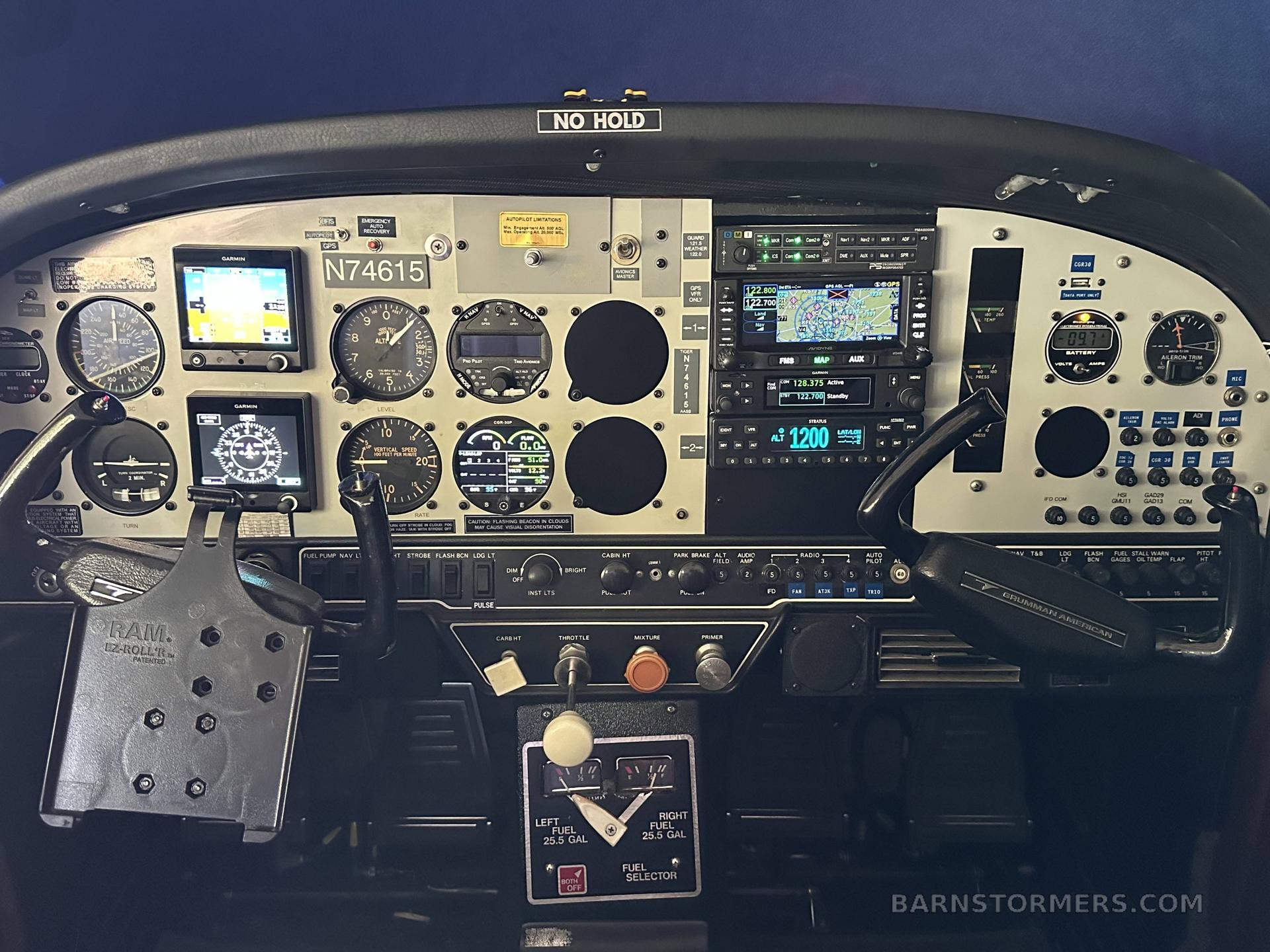 1976 Grumman thumbnail 2