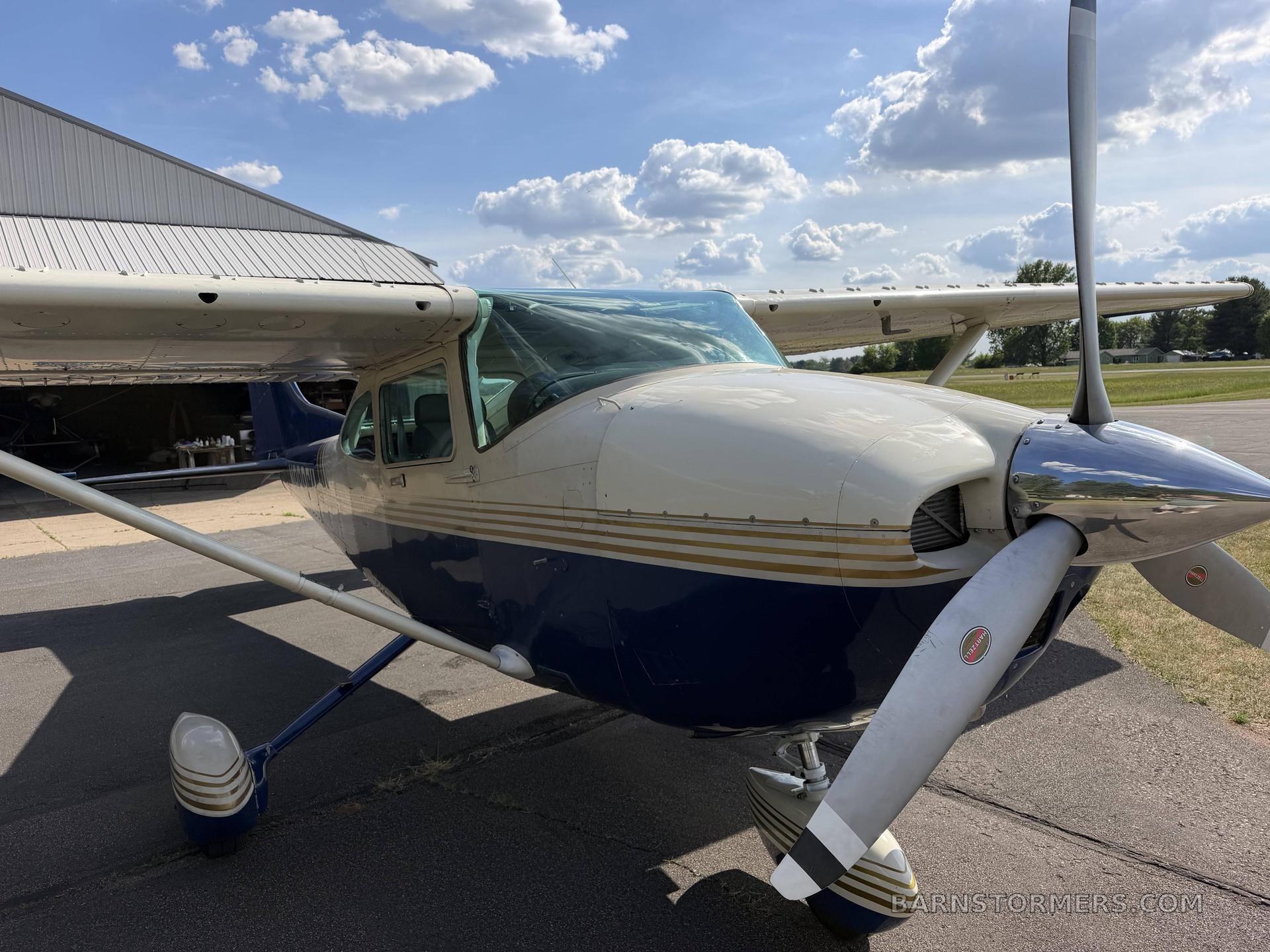 1982 Cessna 182