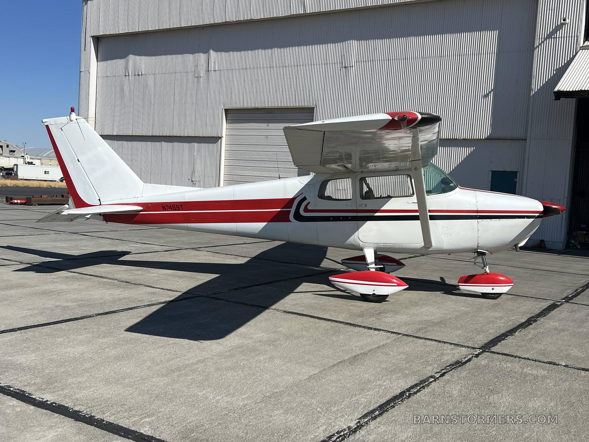 2019 Cessna 172 thumbnail 2
