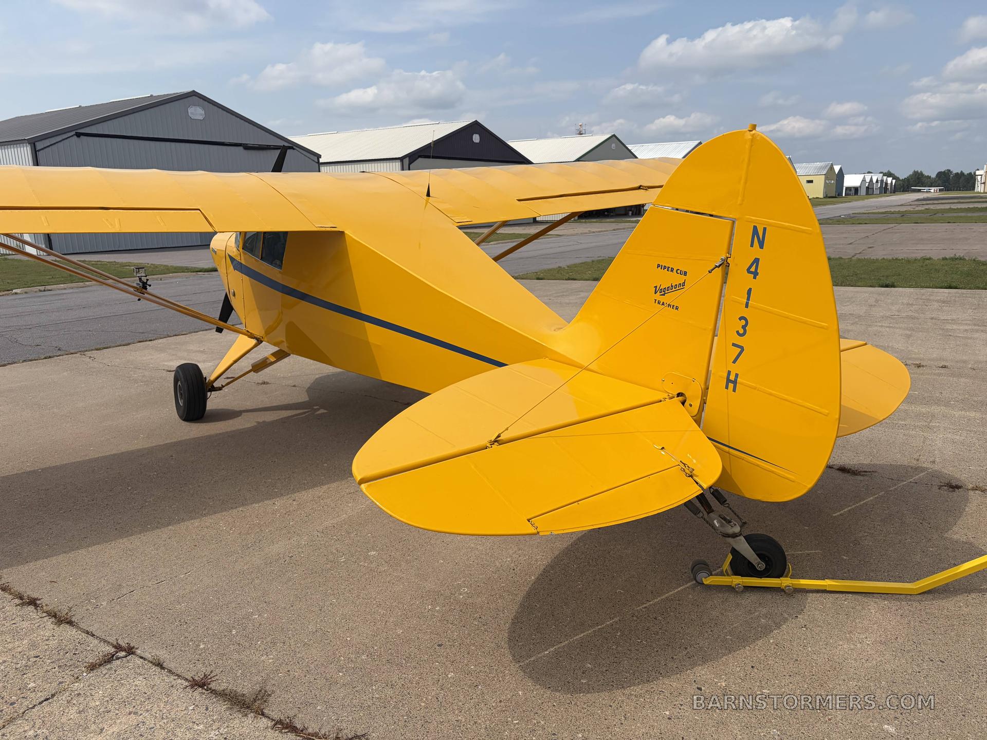 BEAUTIFUL PIPER VAGABOND 3