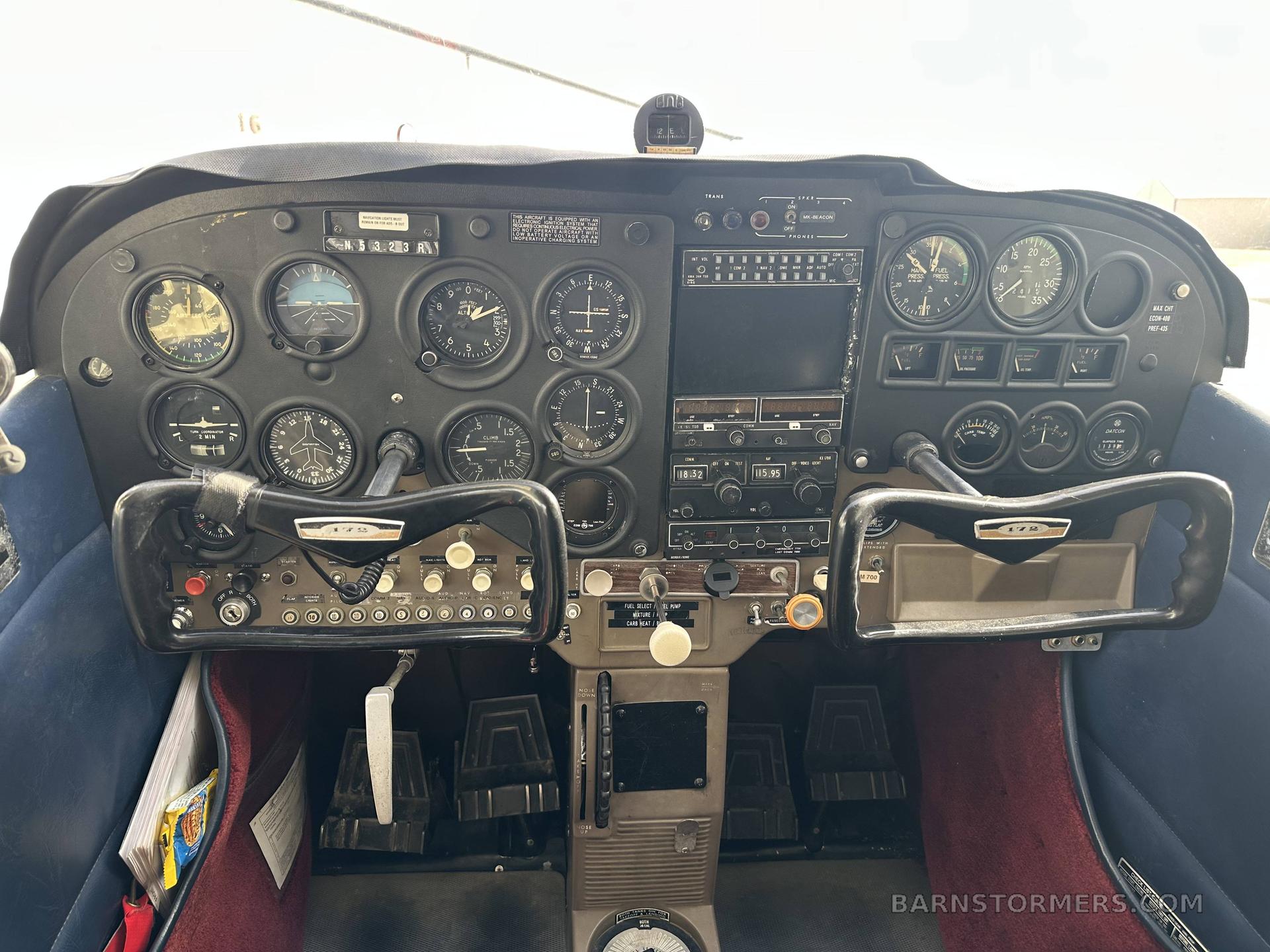 1965 Cessna 172 thumbnail 4