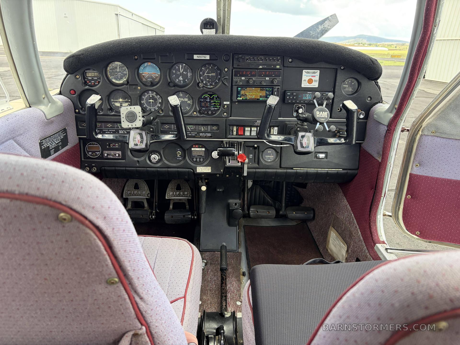 1973 Piper Cherokee thumbnail 5