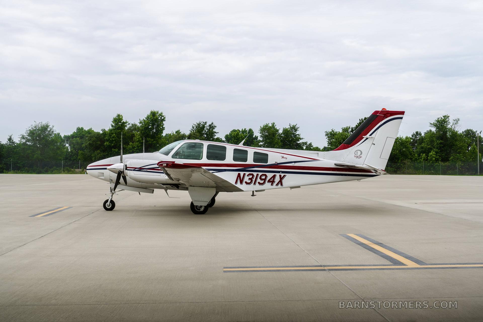 1994 Beechcraft Baron thumbnail 3