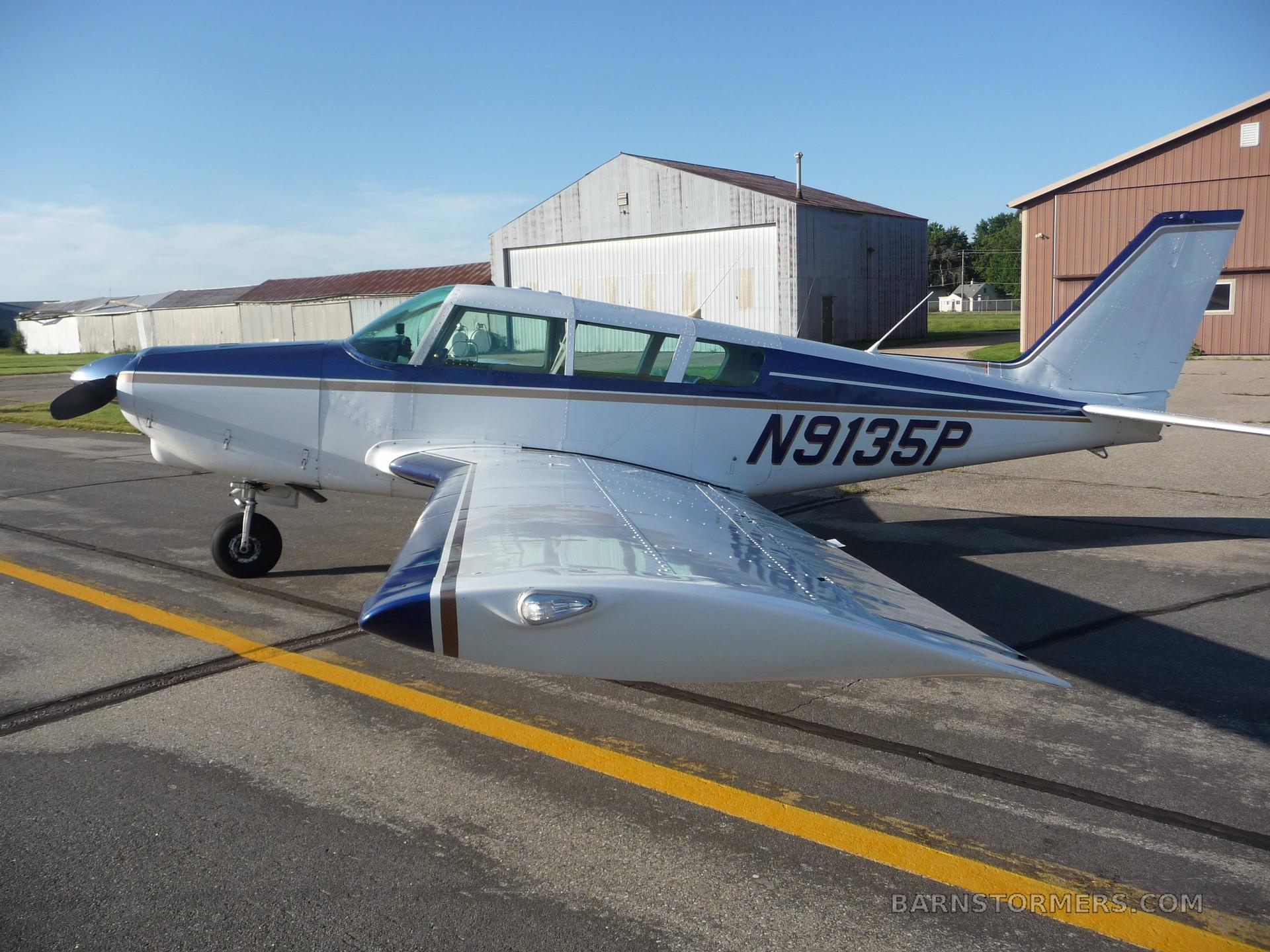 1966 Piper Comanche thumbnail 4
