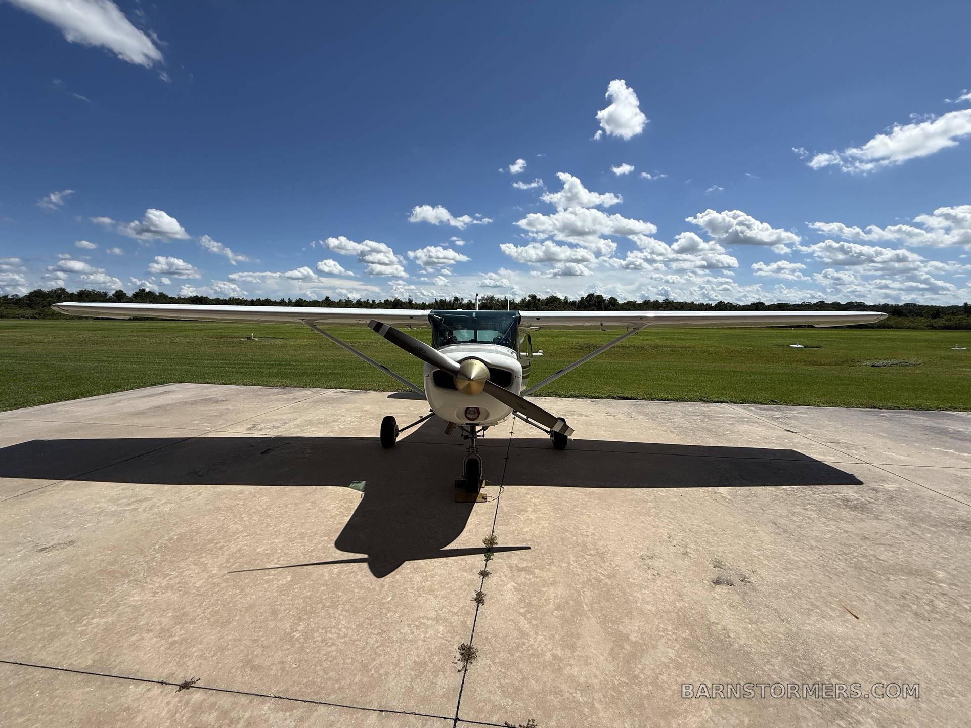 1979 CESSNA 152 SPARROWHAWK — photo 1